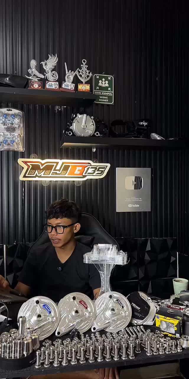 @Misterijokbelakang135