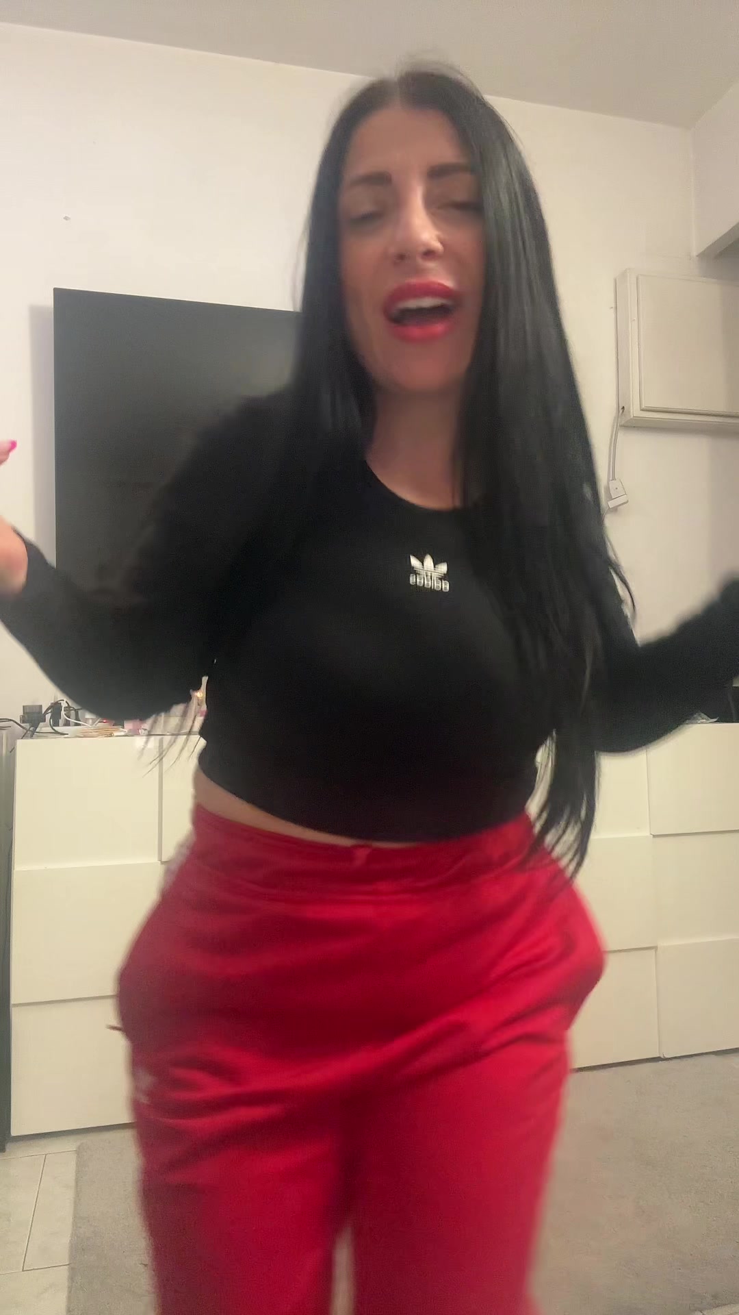 @Ilaria 🩵🩷🤍🩶