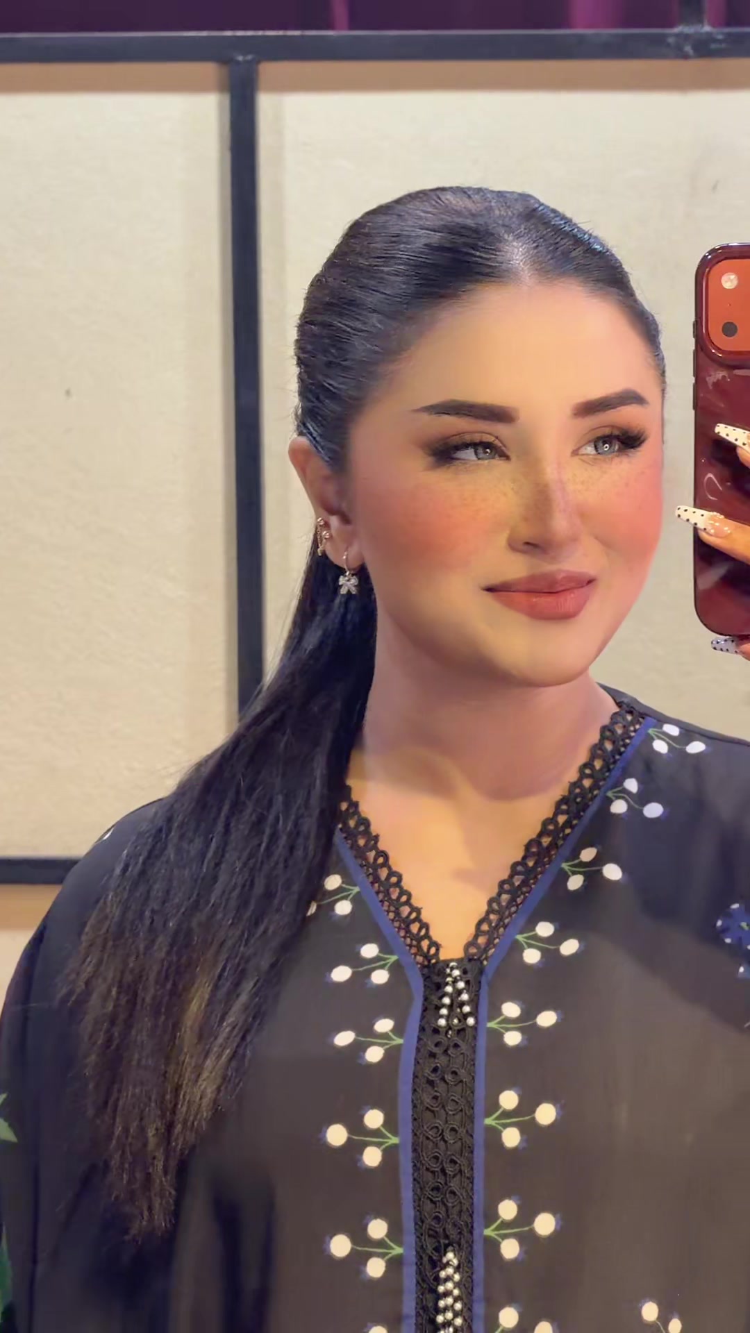 @minahil malik