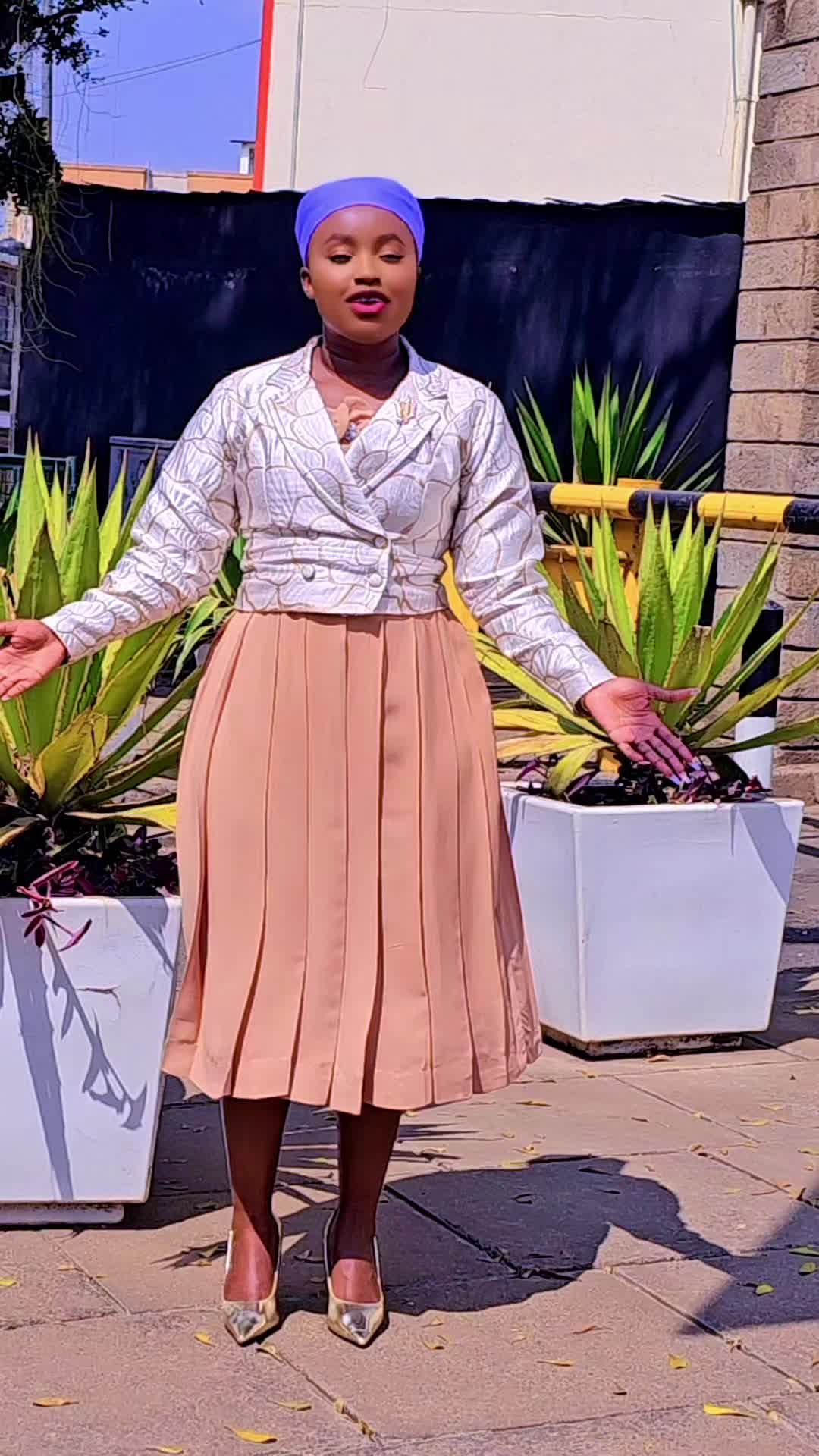 @loise Mwangi Official