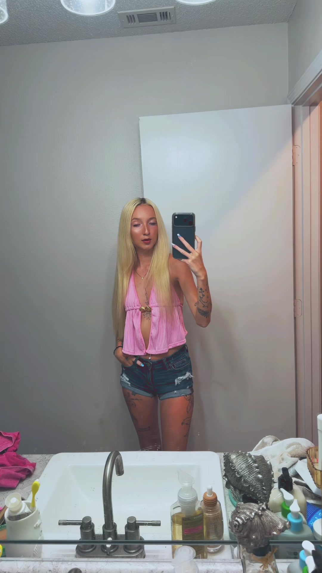 @Tattedblondebabe