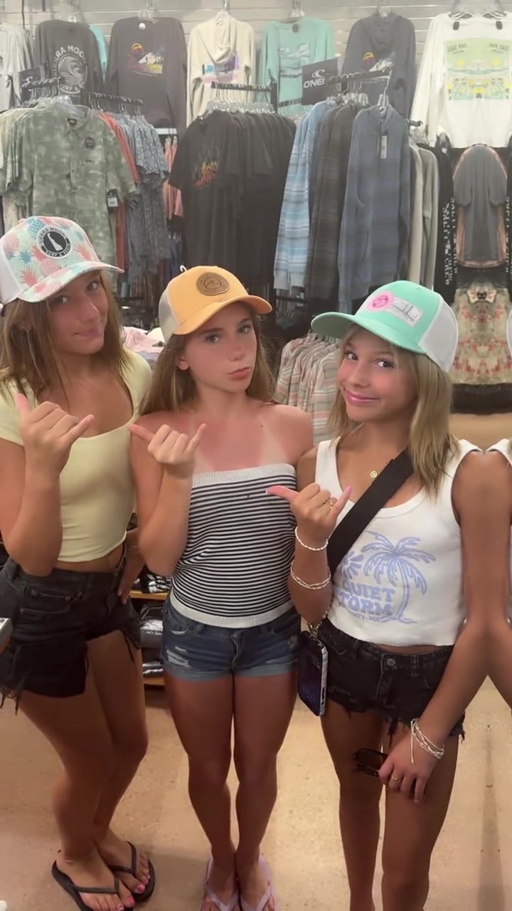 @KayKay