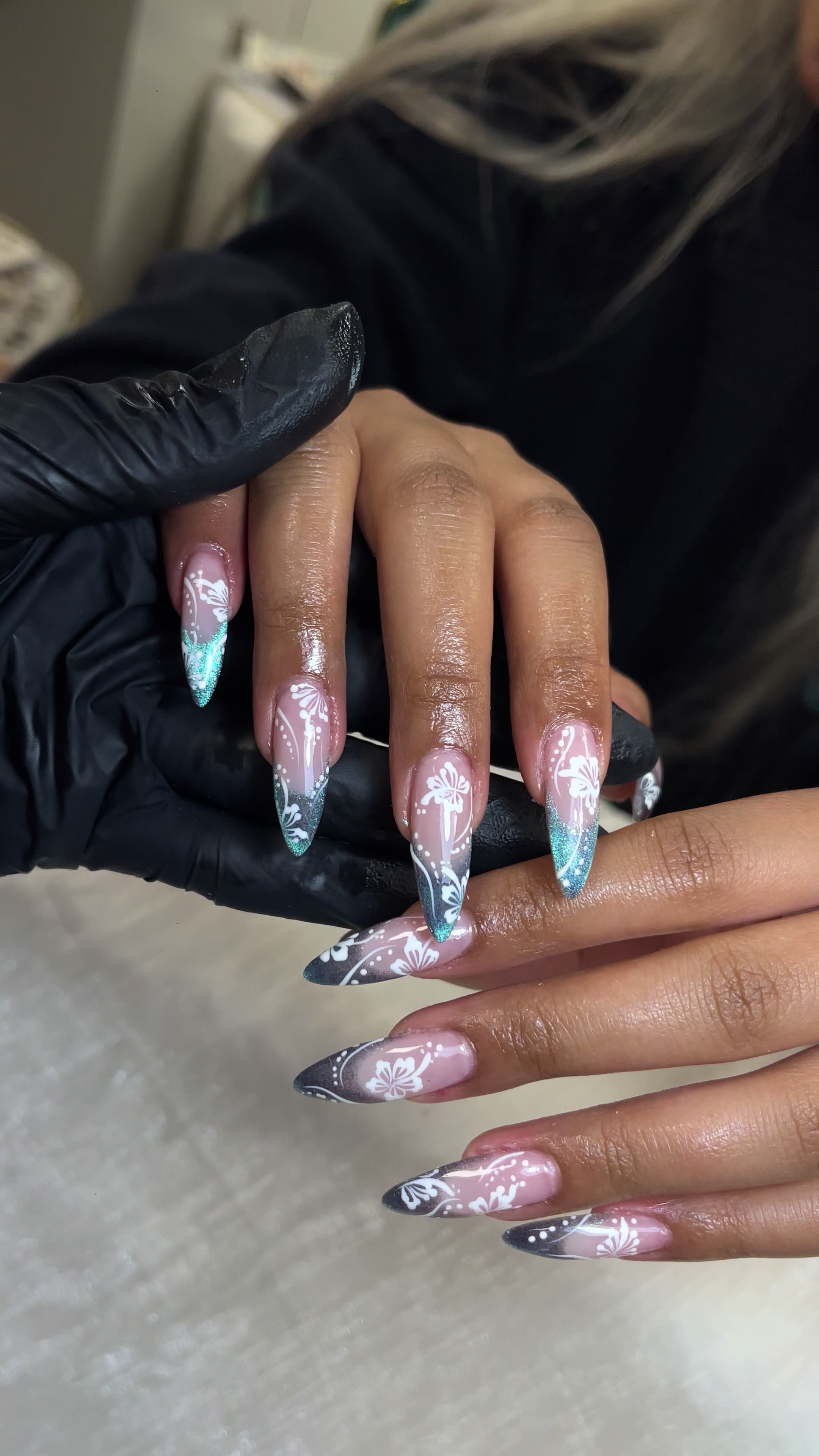 @Kim JJ / GelX - Nail Tech 🎀