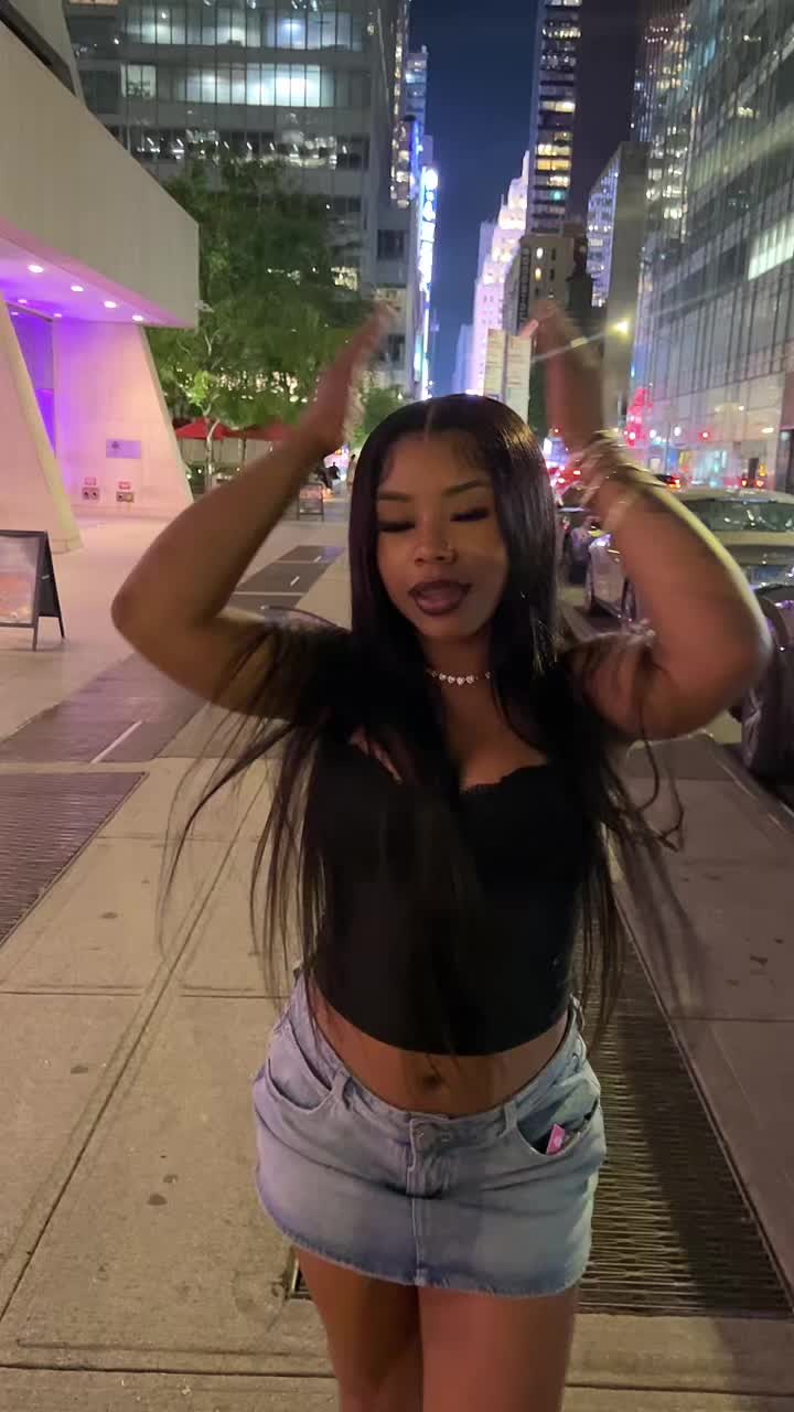 @DaBiggestt