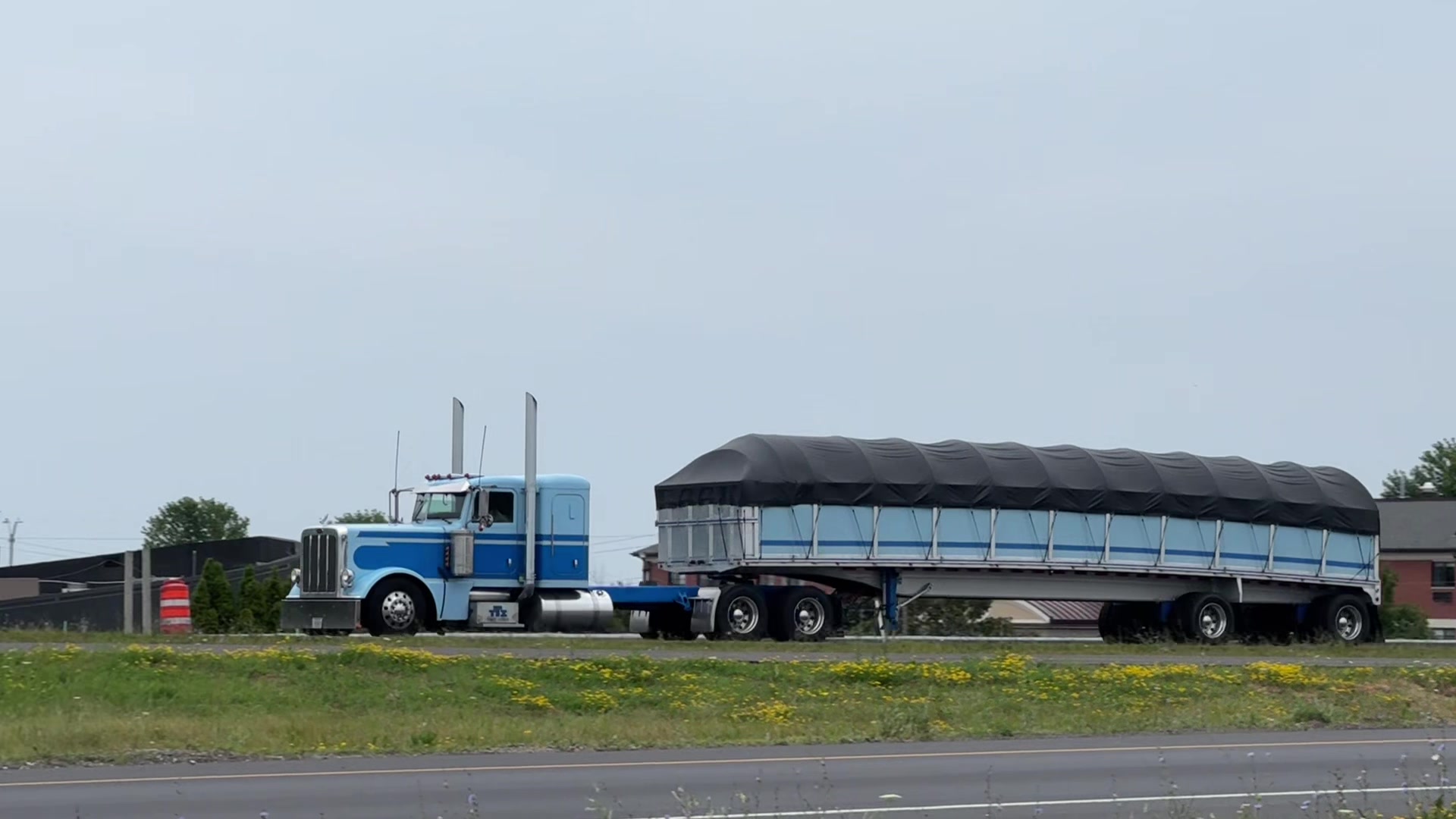 @WiscoBigRigs