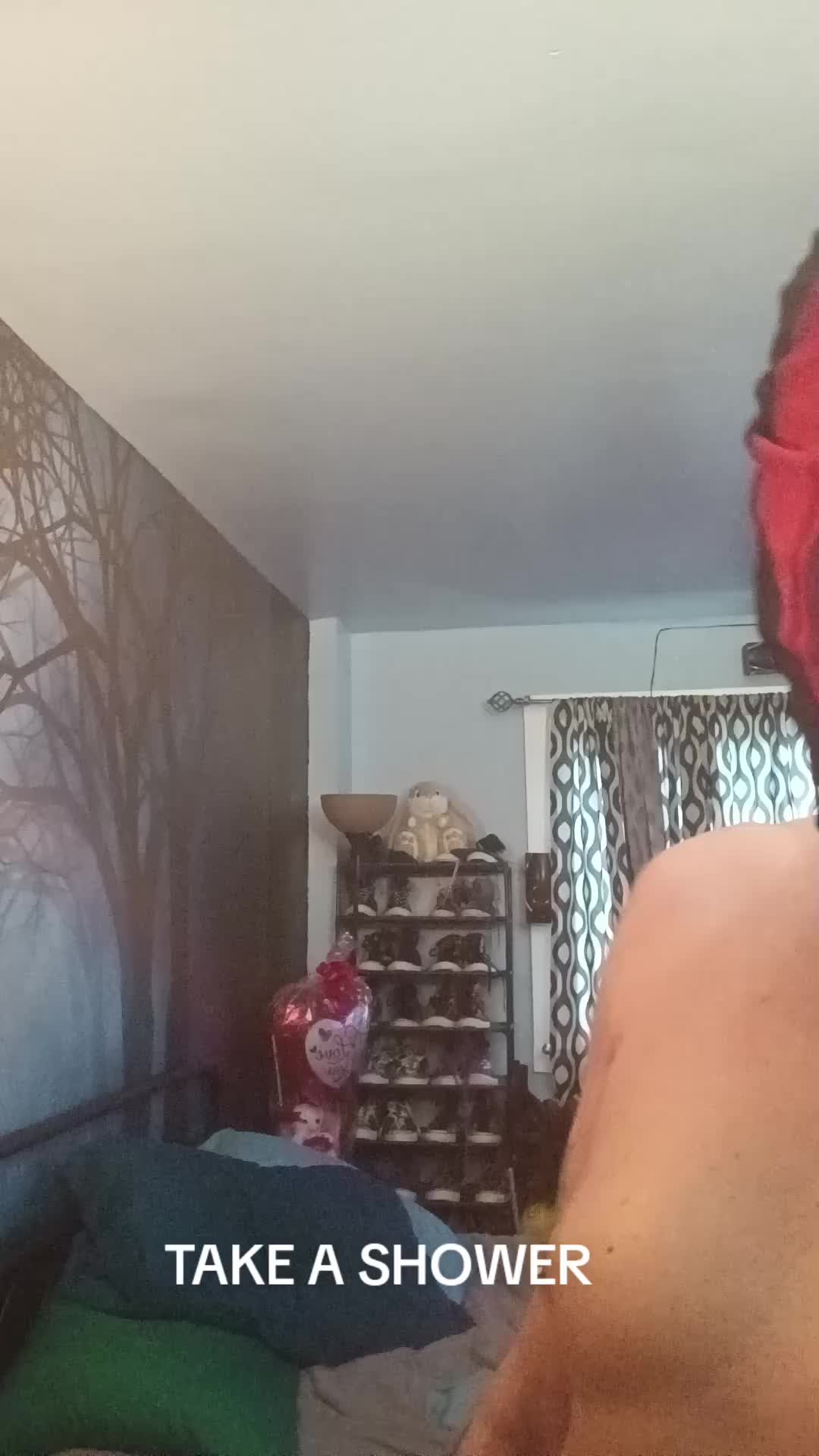 @FREAK ON A LEASH 6969