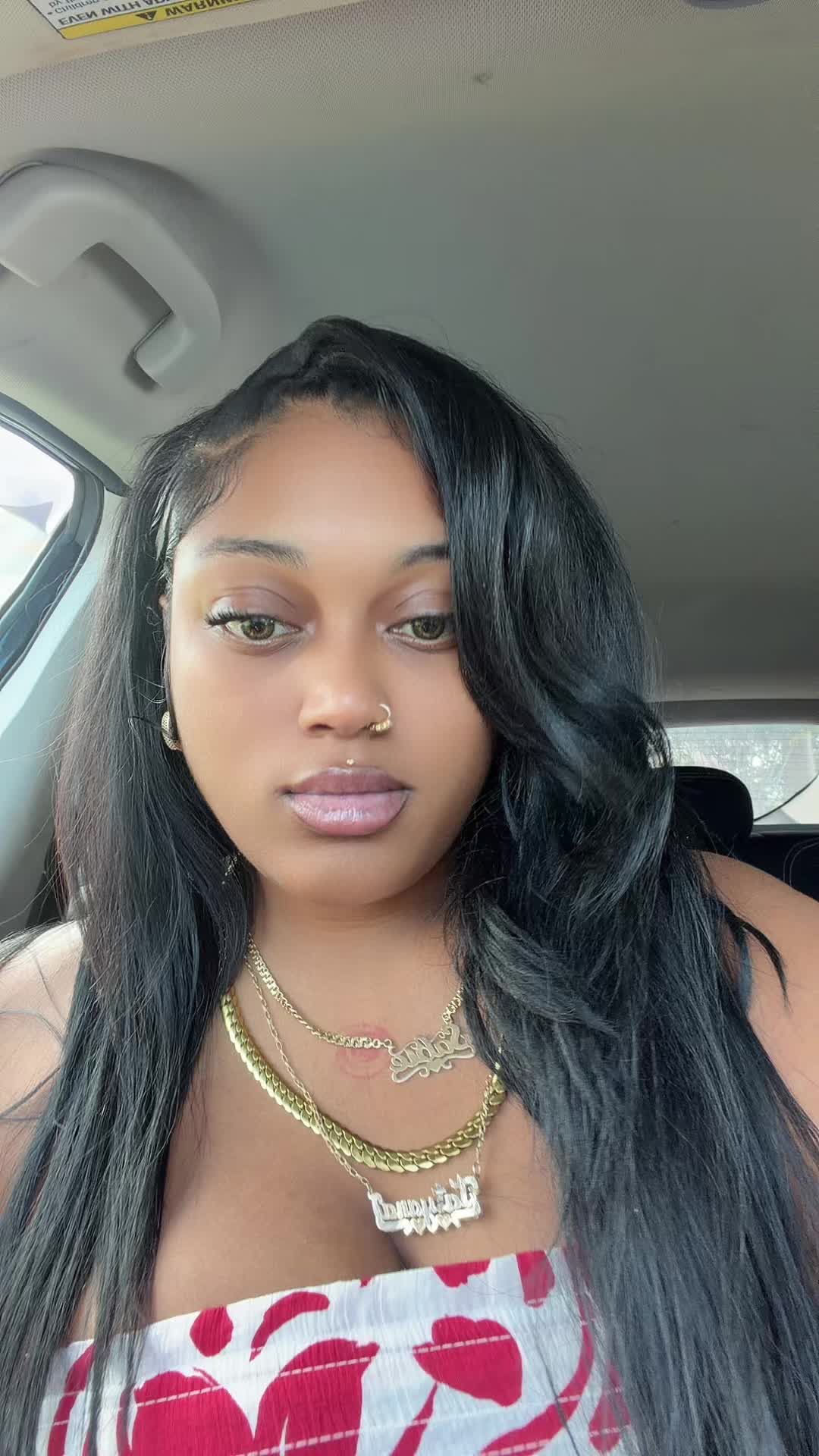 @Sheprettymoody