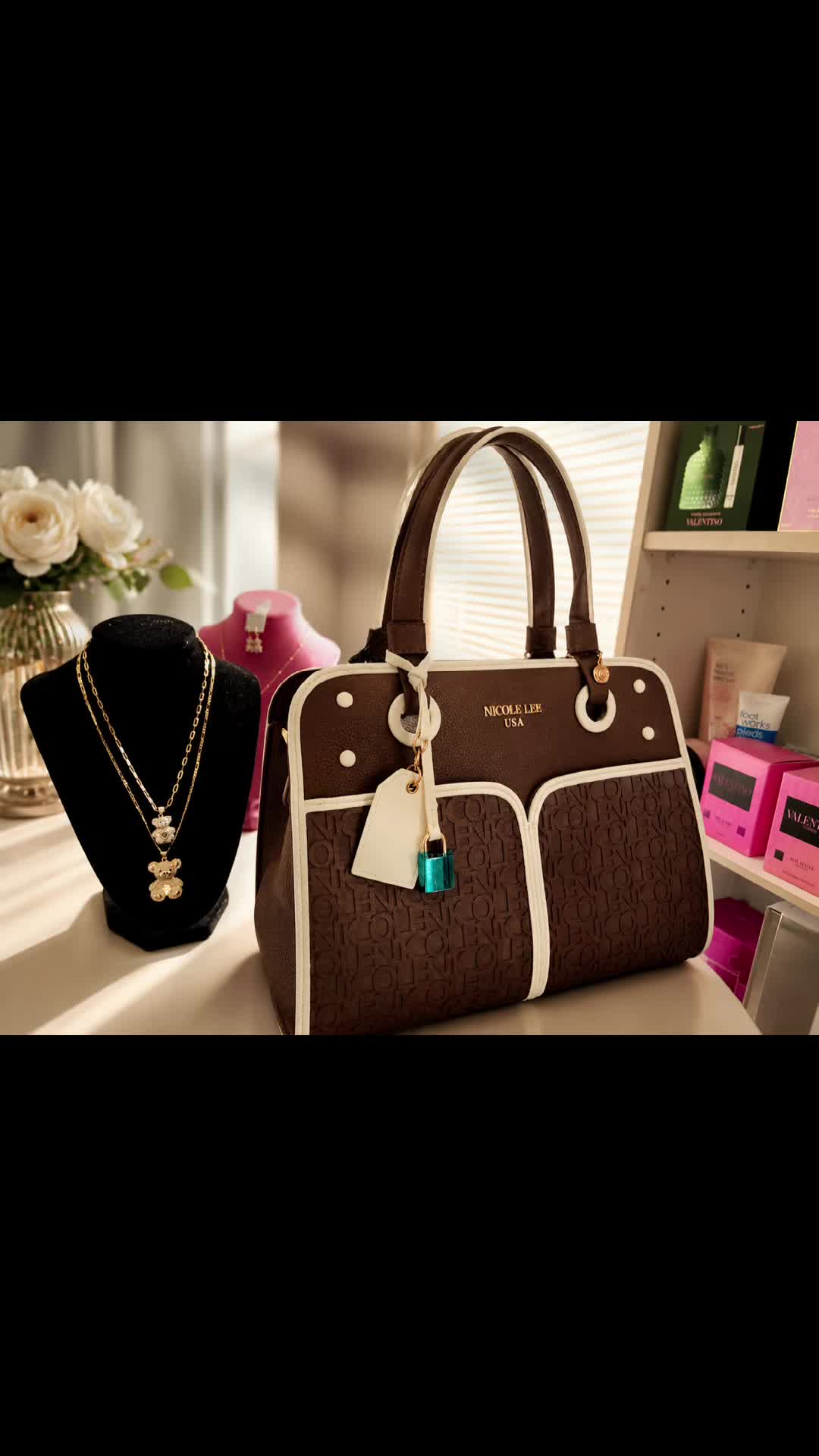 @Peachybags