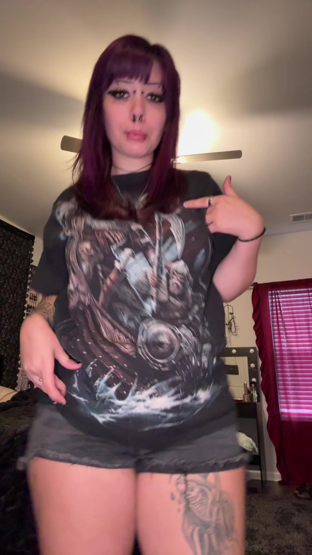 @JaneSpookyHot