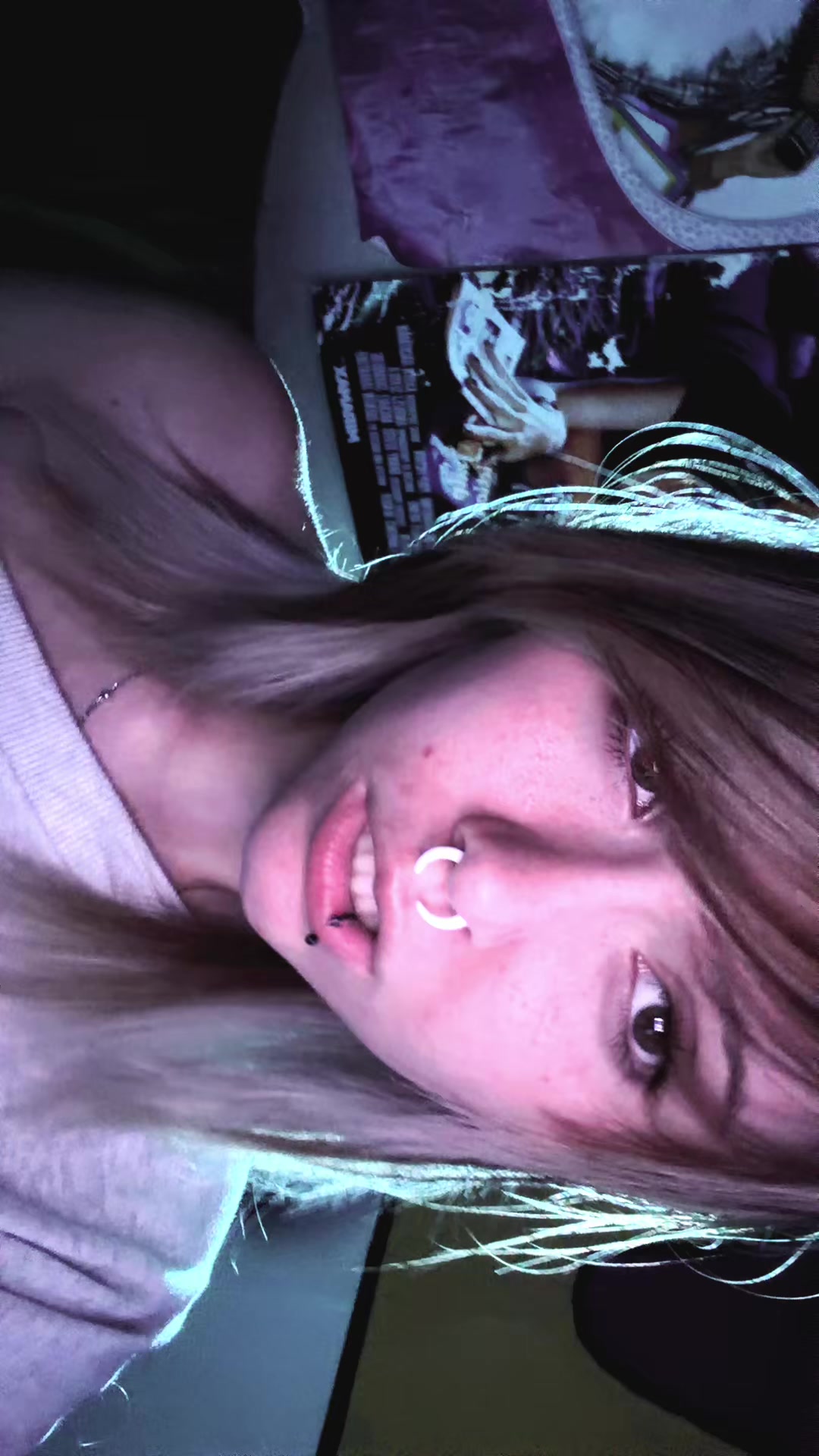 @Lainey🎞️