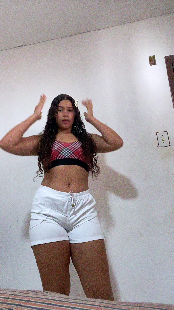 @yasminn.oficial