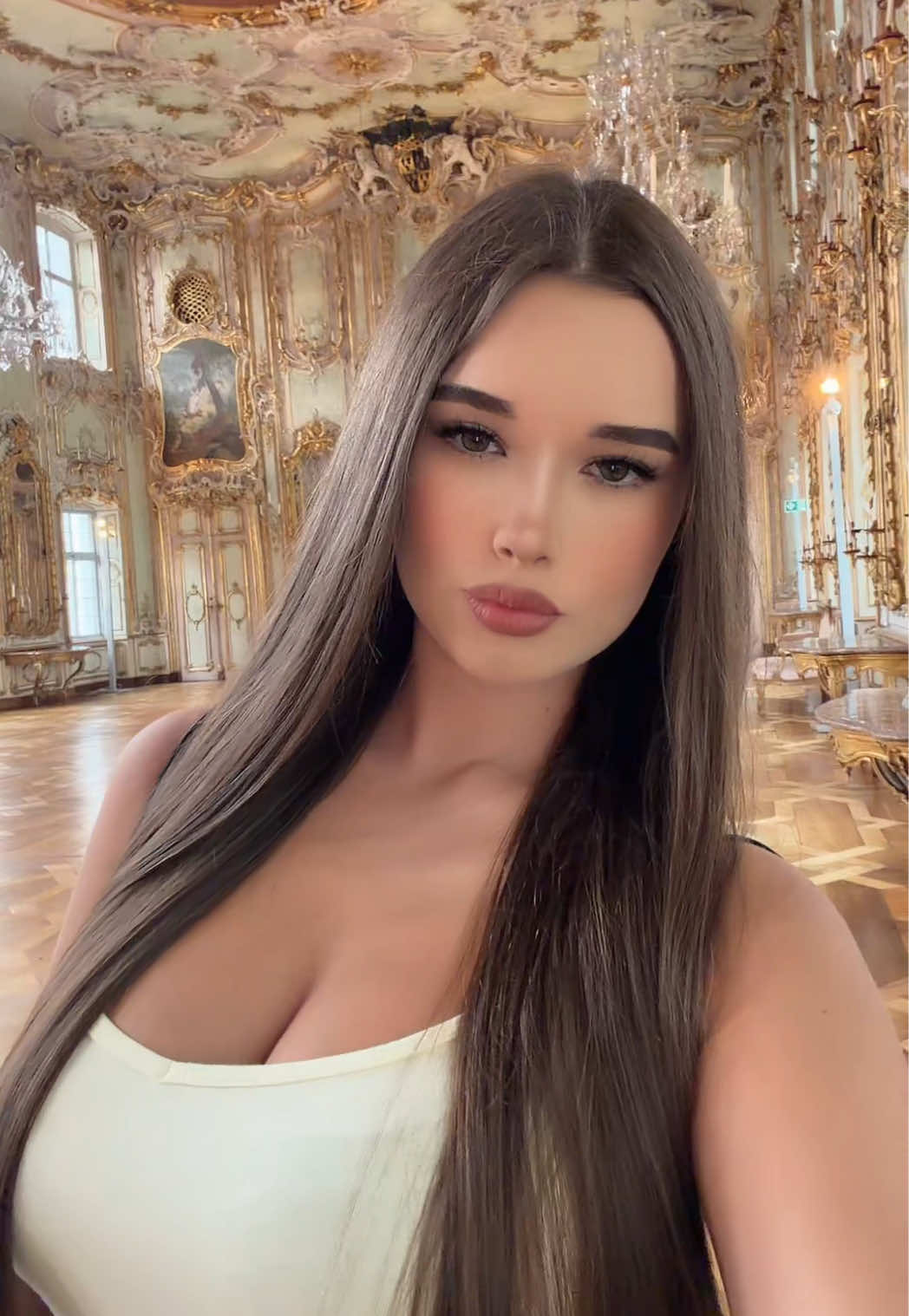 @аник