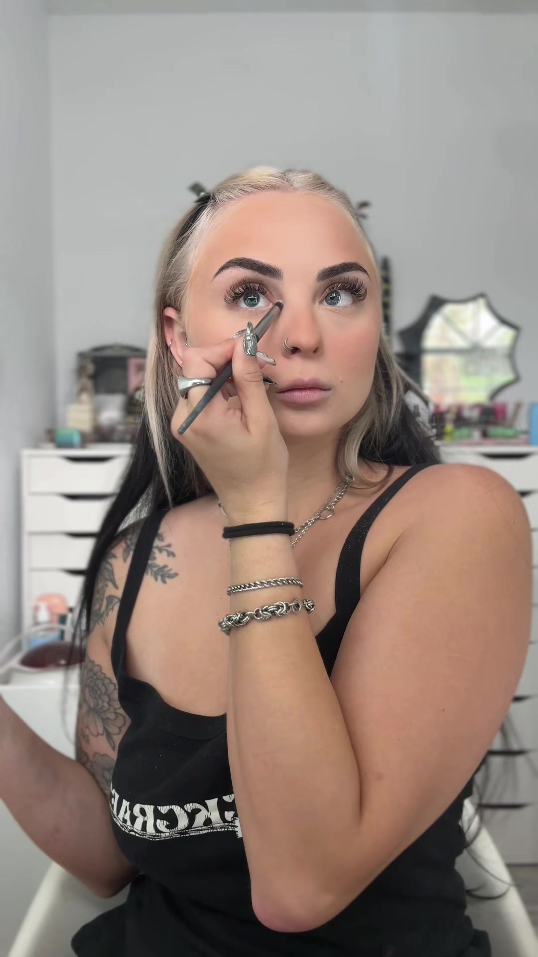 @Tara | Alt Fashion Inspo 🖤⛓️