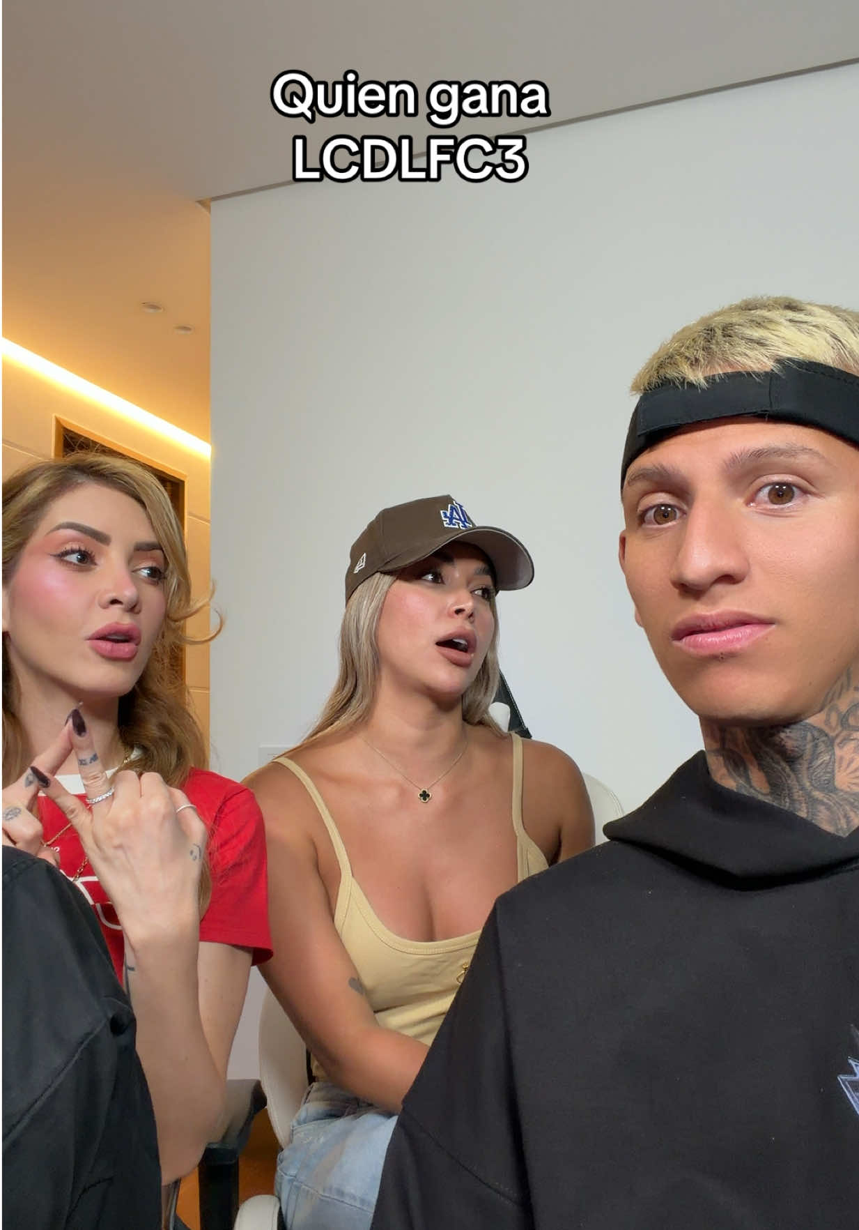@DANI DUKE 🦋