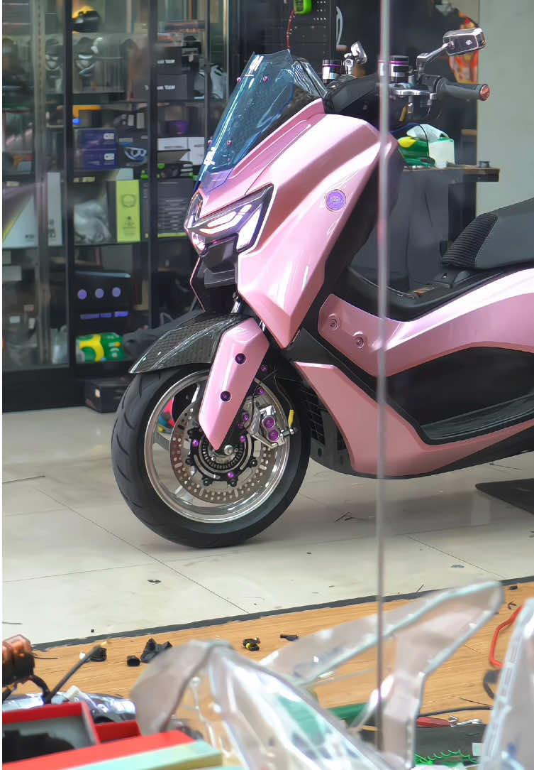 @MAXMOTOSHOP