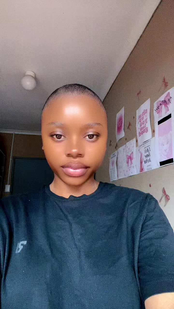 @khumeshna Nxumalo