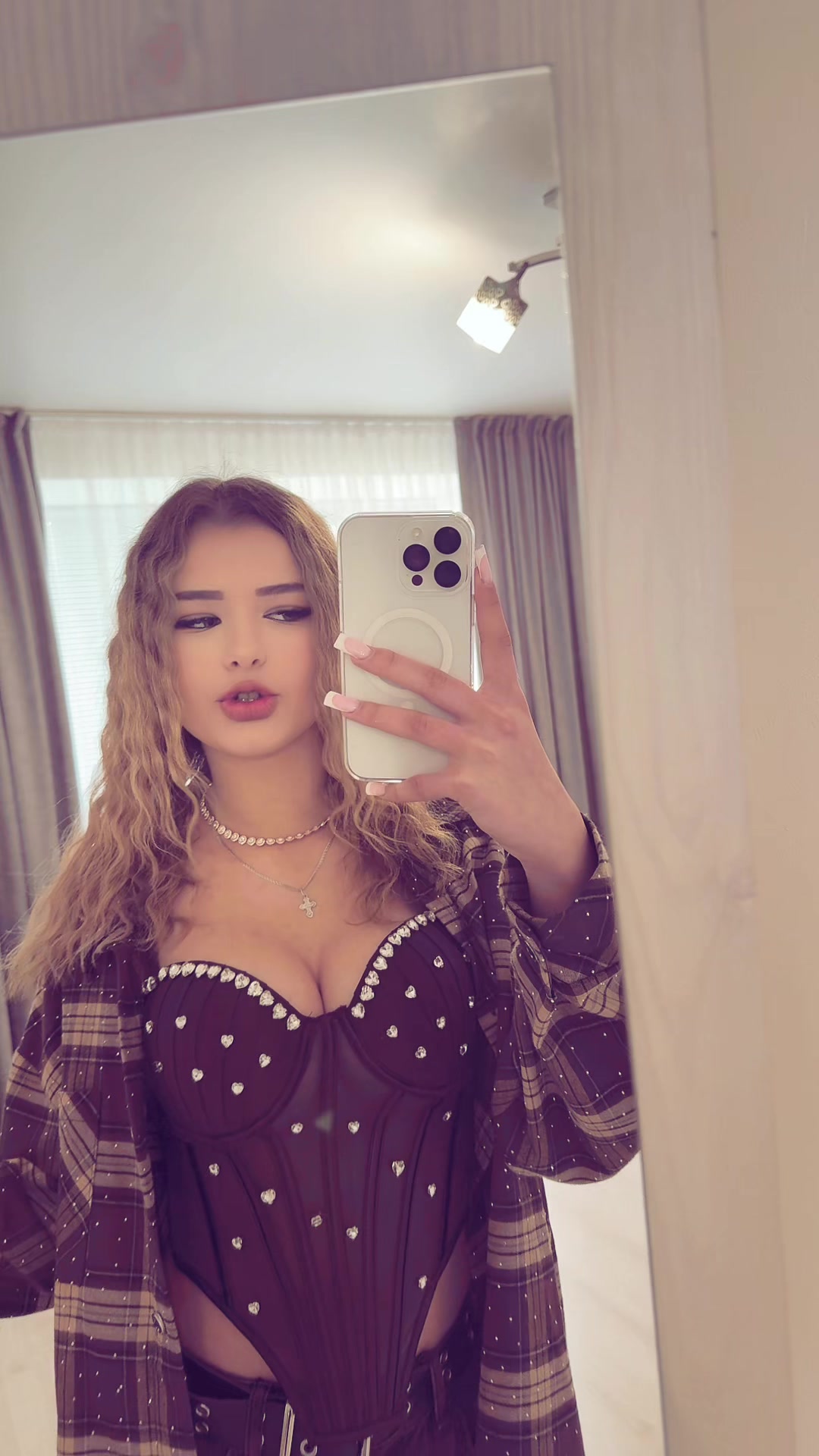 @.ℳ.