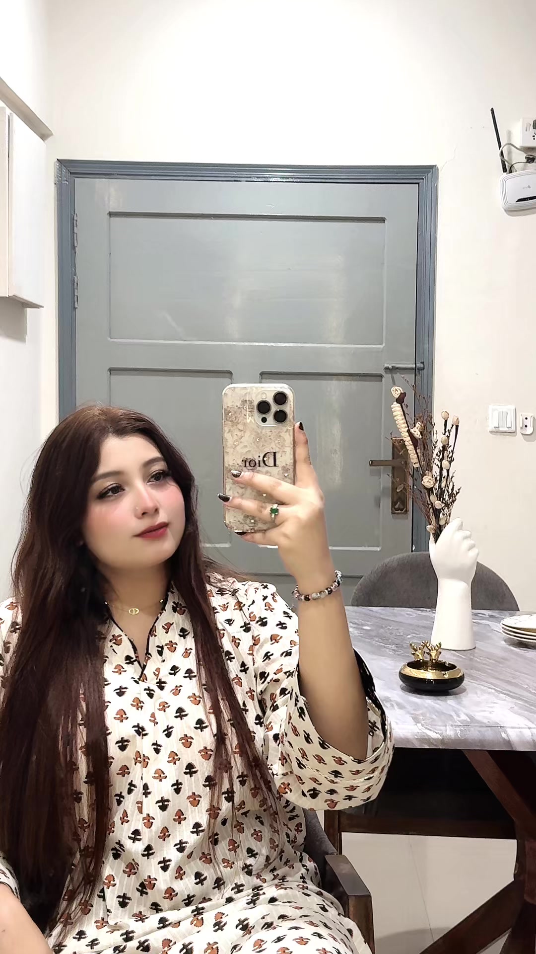 @𝑭𝒊𝒛𝒂 𝑸𝒖𝒓𝒆𝒔𝒉𝒊❤️