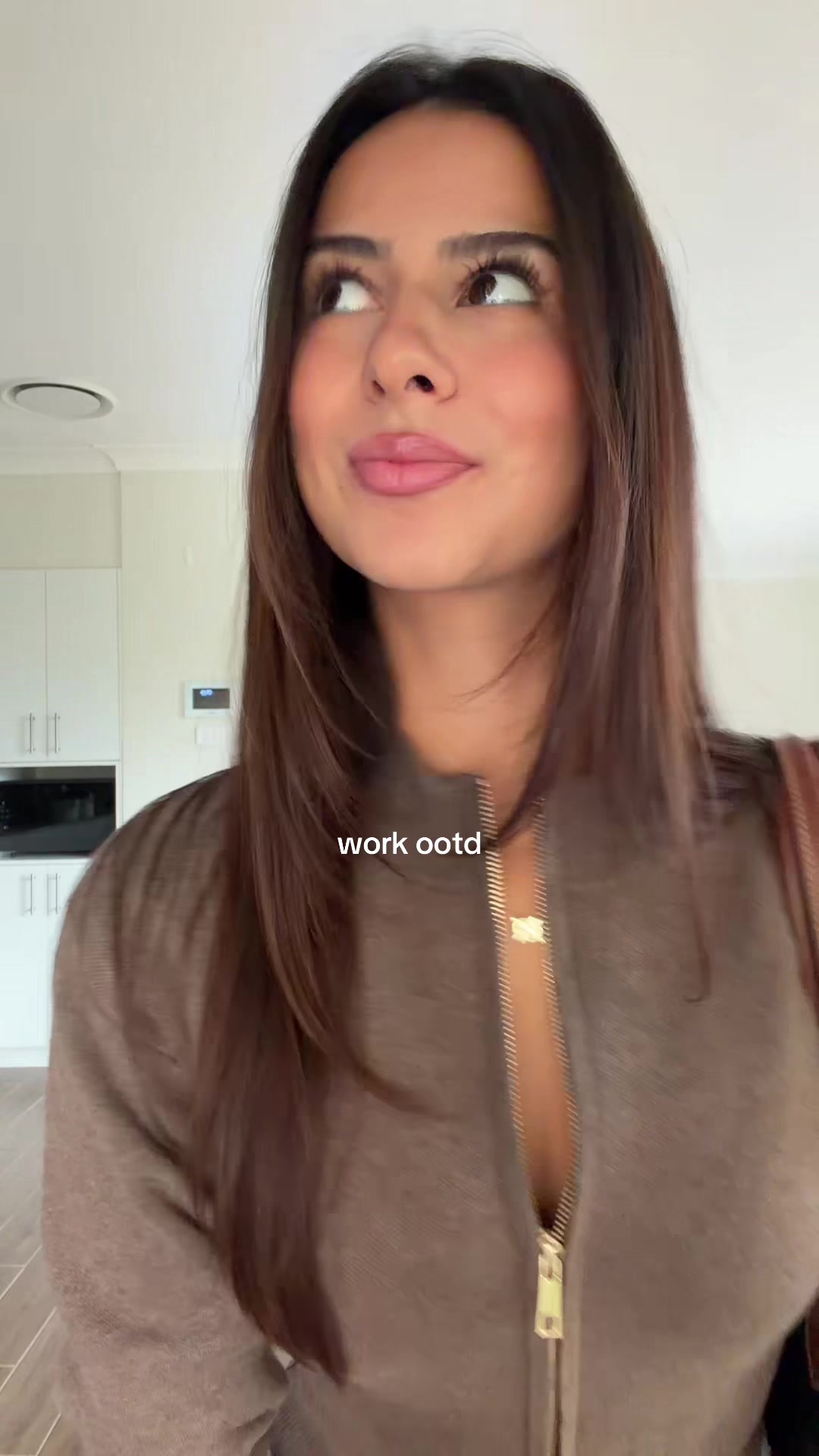 @larissa
