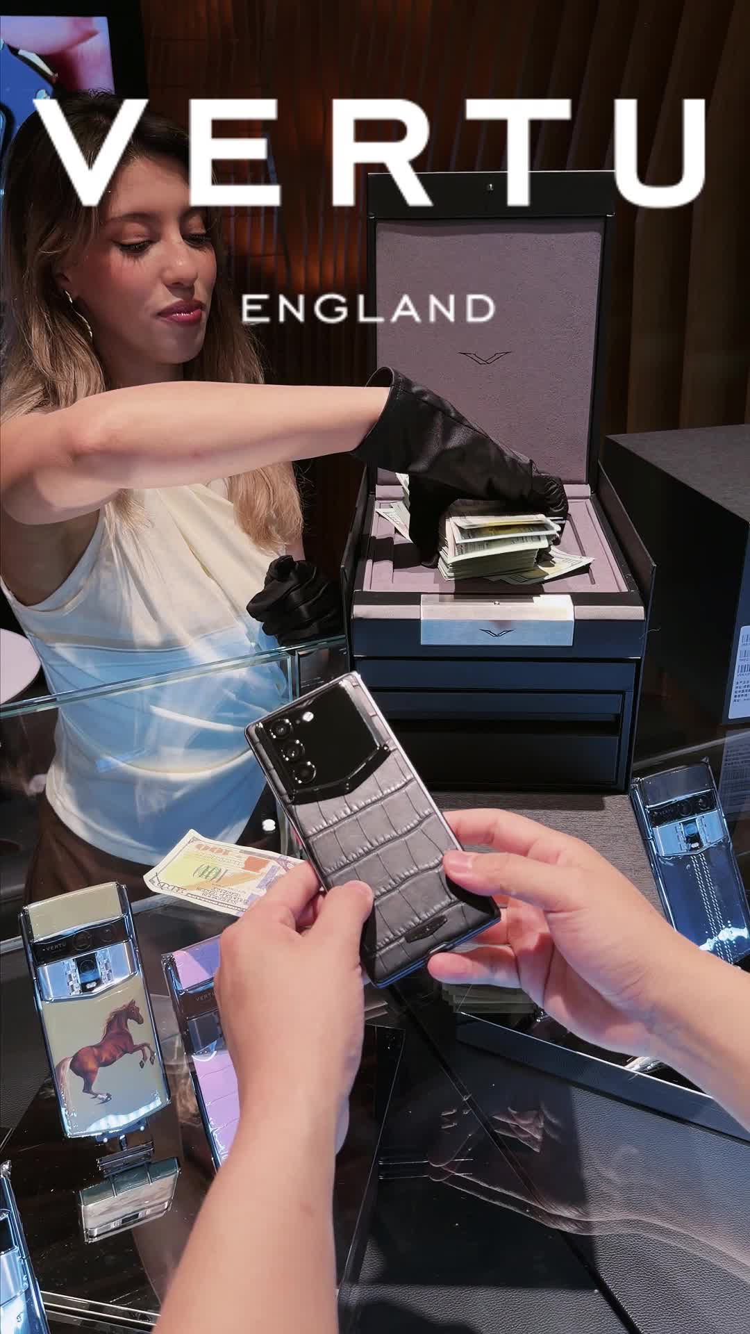 @VERTU OFFICIAL-US