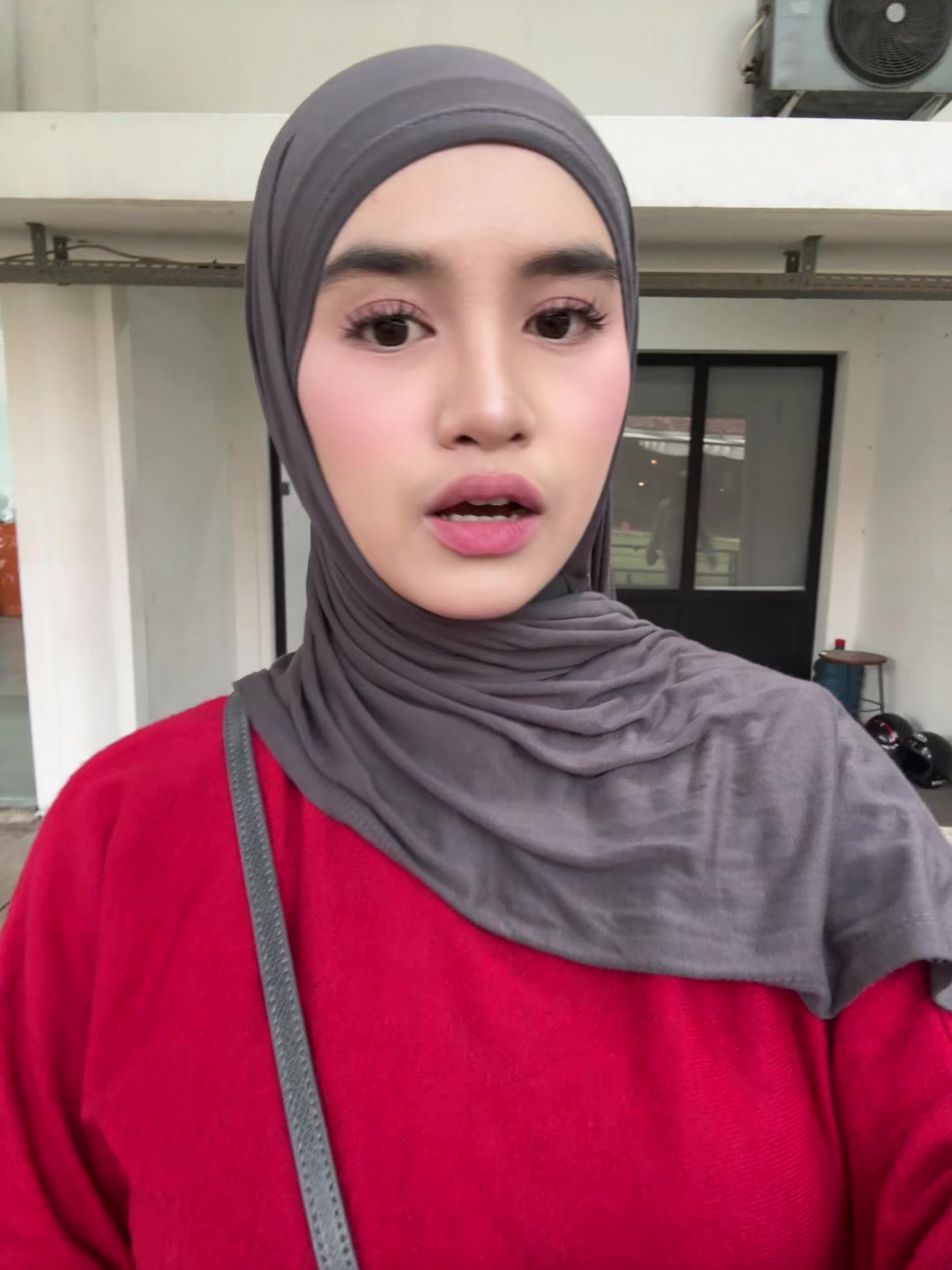 @Nayyut