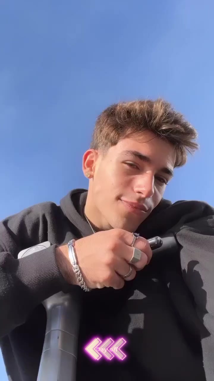 @Alex mandon