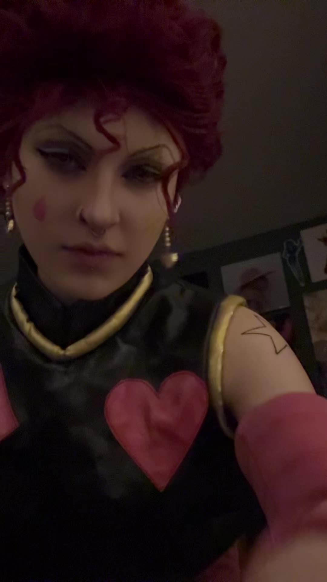 @<3