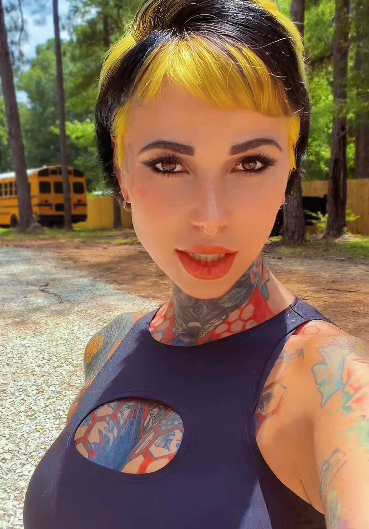 @Bee