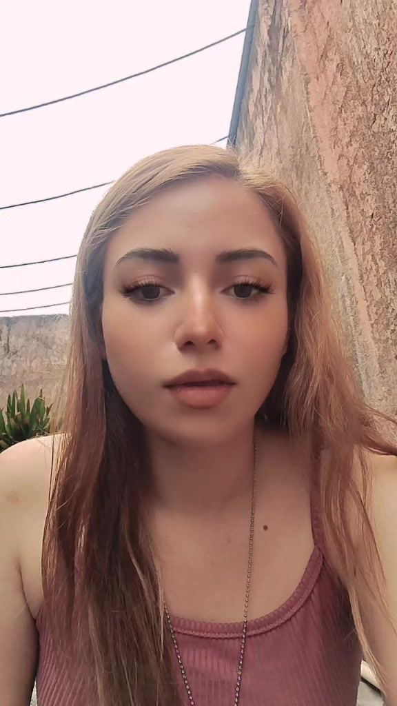 @iamlittle_