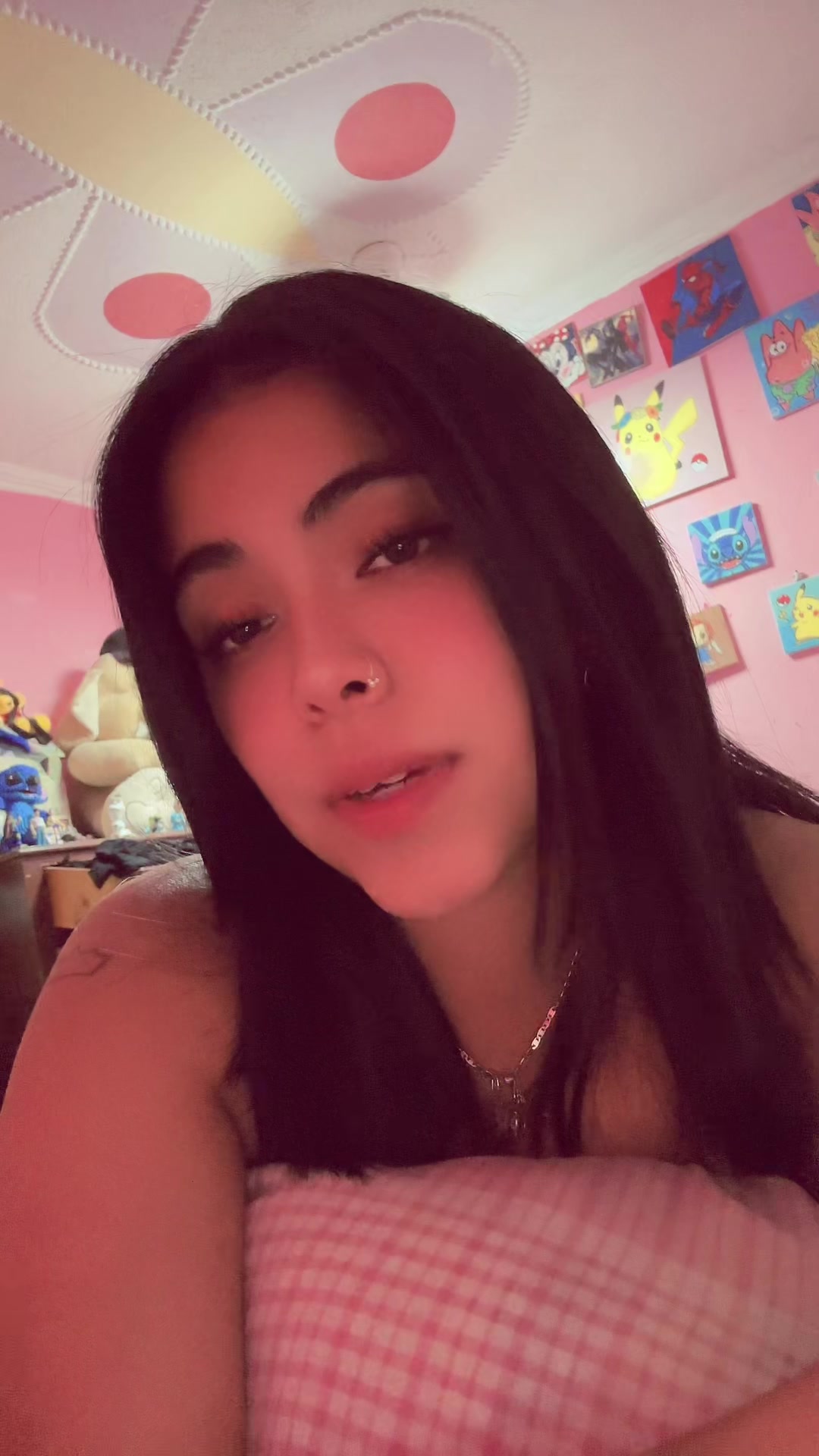 @👧🏽🫧✨