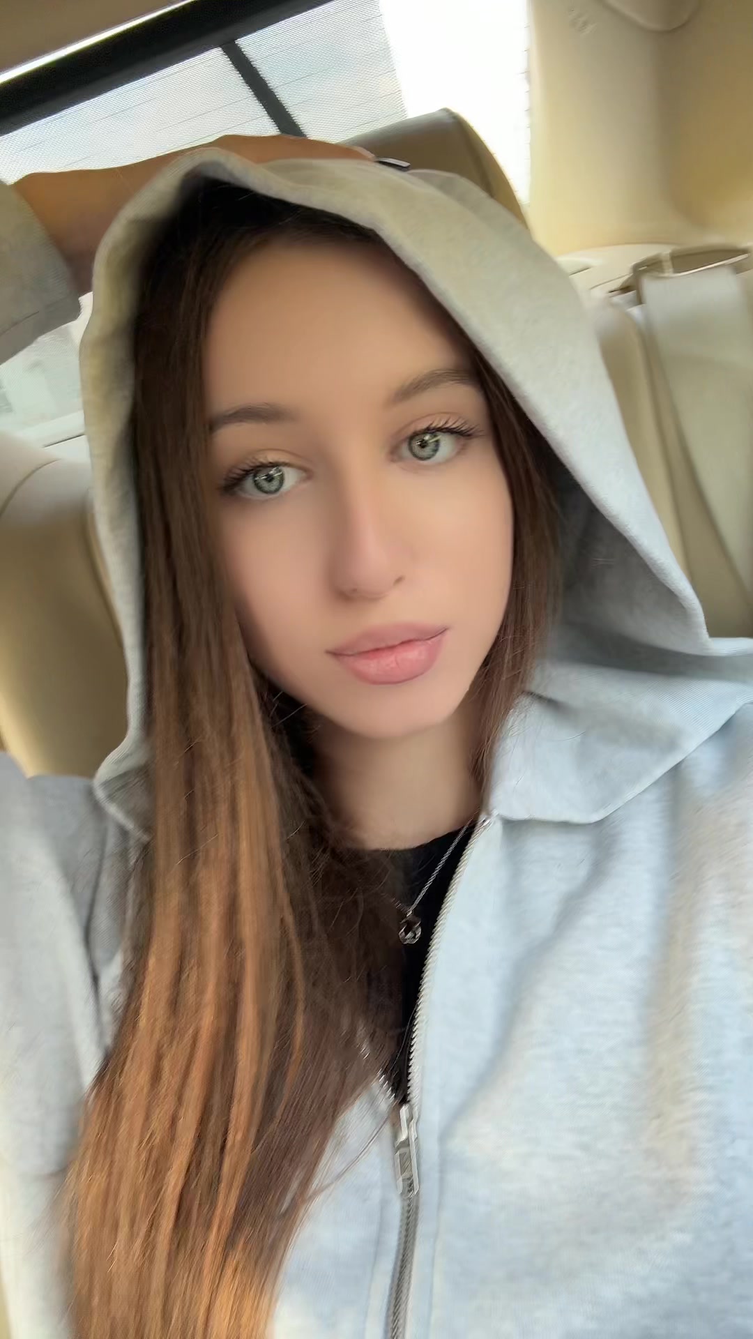 @d