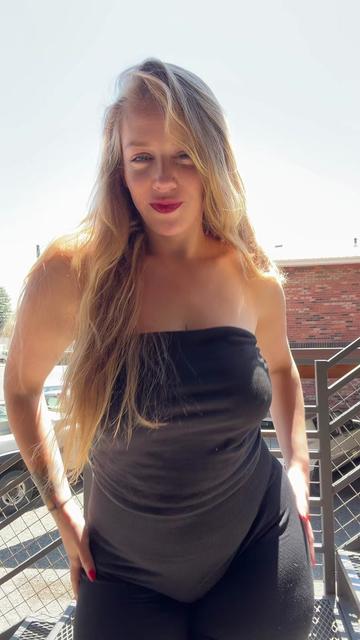 @Blondie