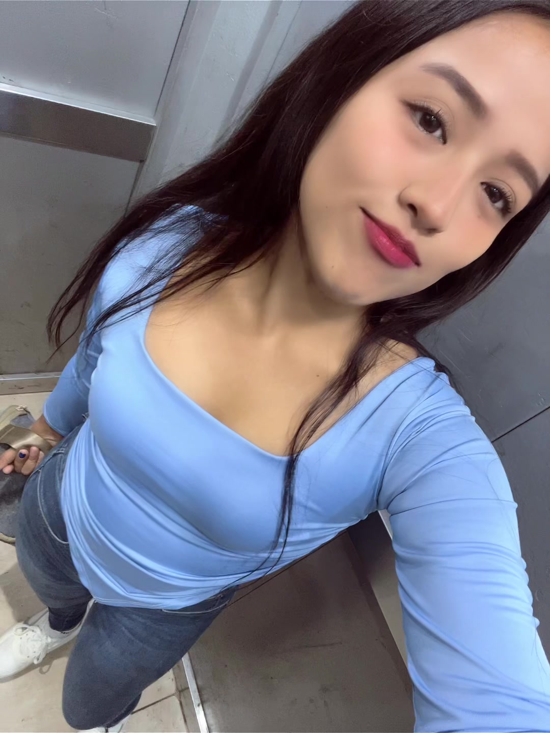 @JULIANA RAFAILE.