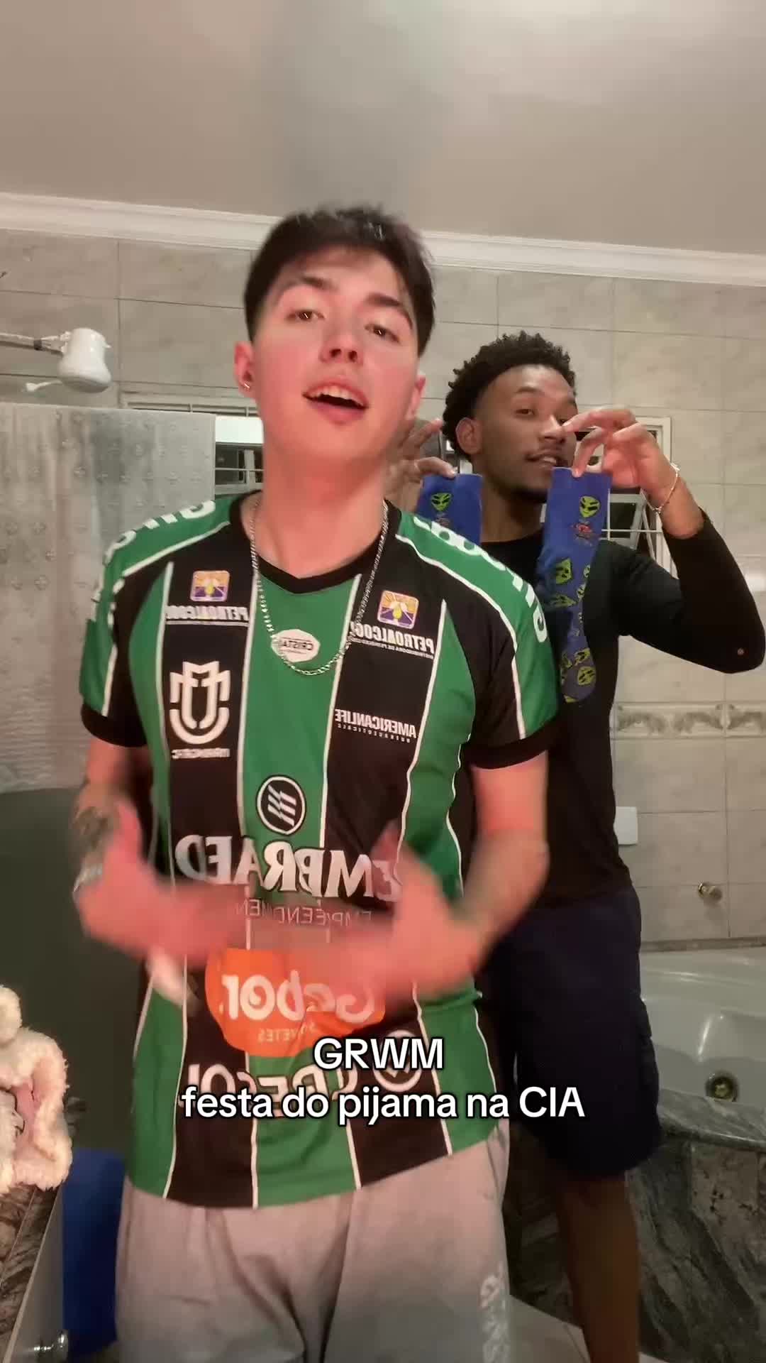 @nobari
