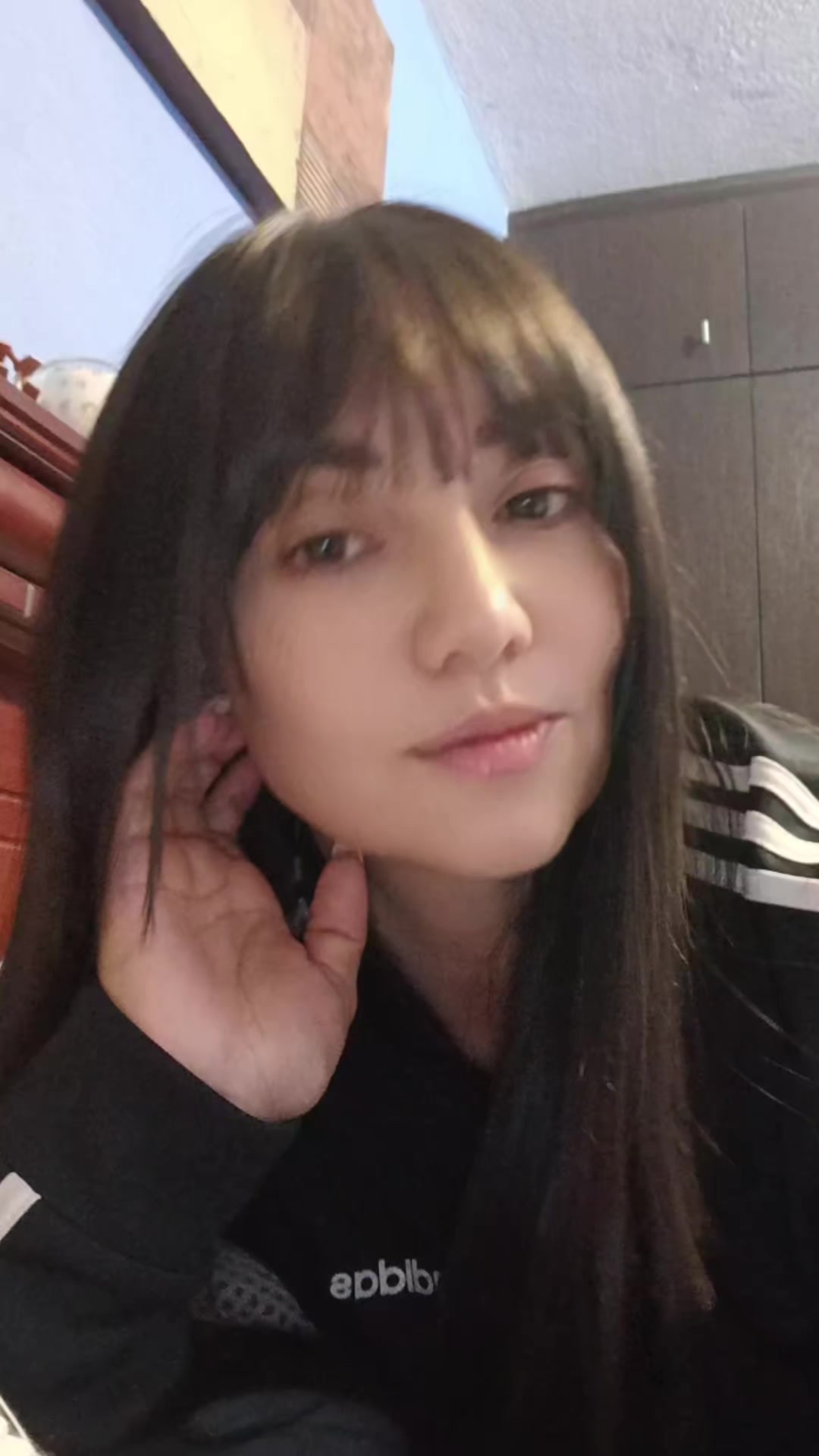 @veronan4018