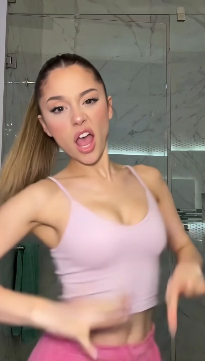 @Sienna Vane