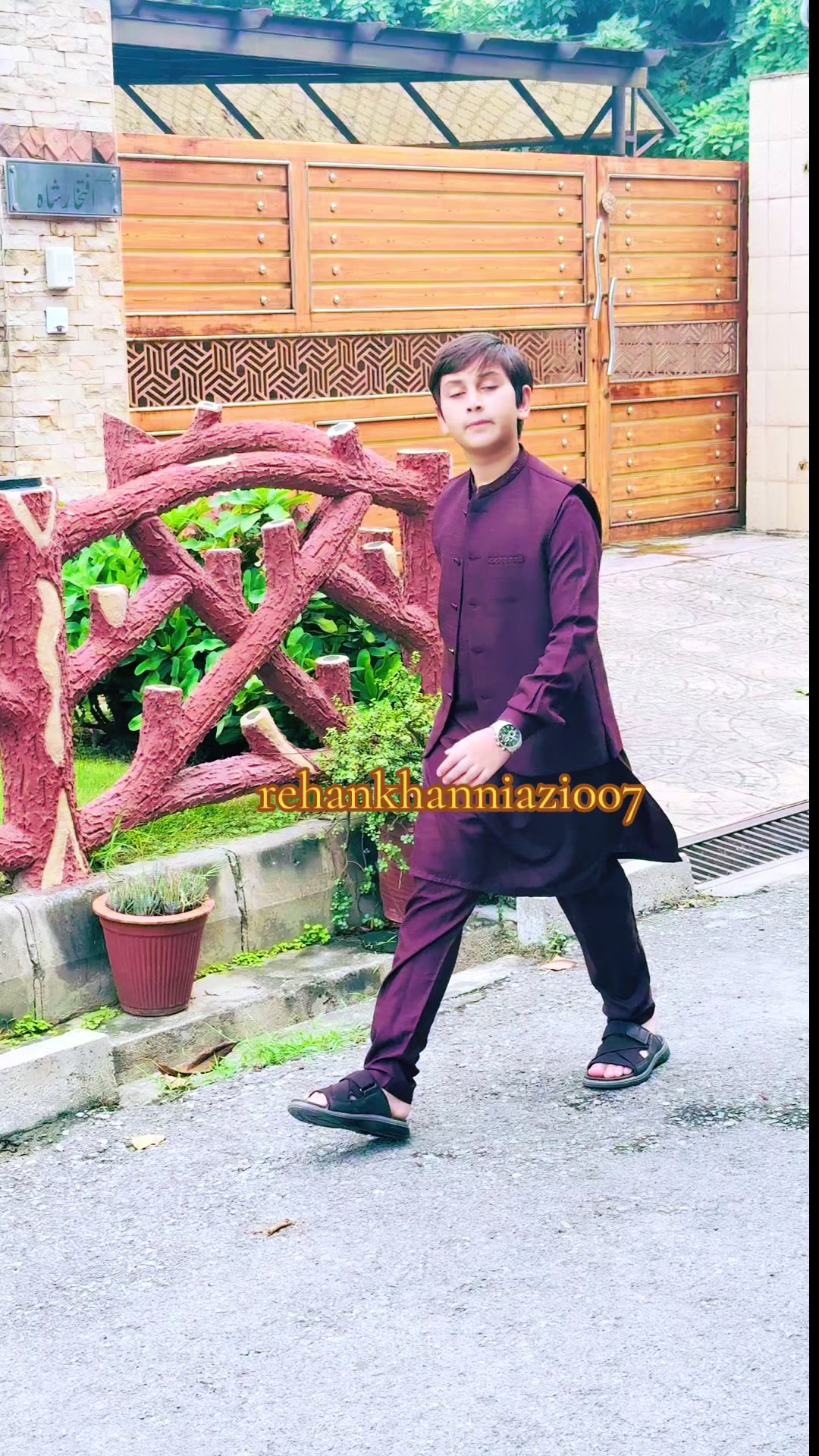 @Rehan Khan Niazi