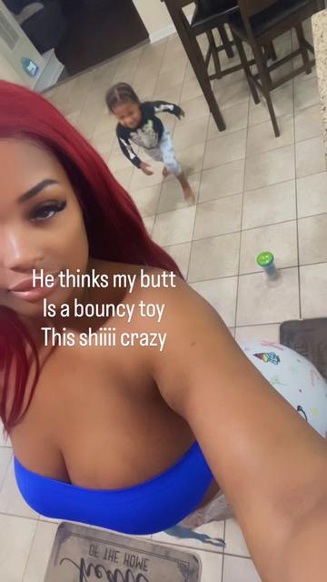 @Ashleythebombshell