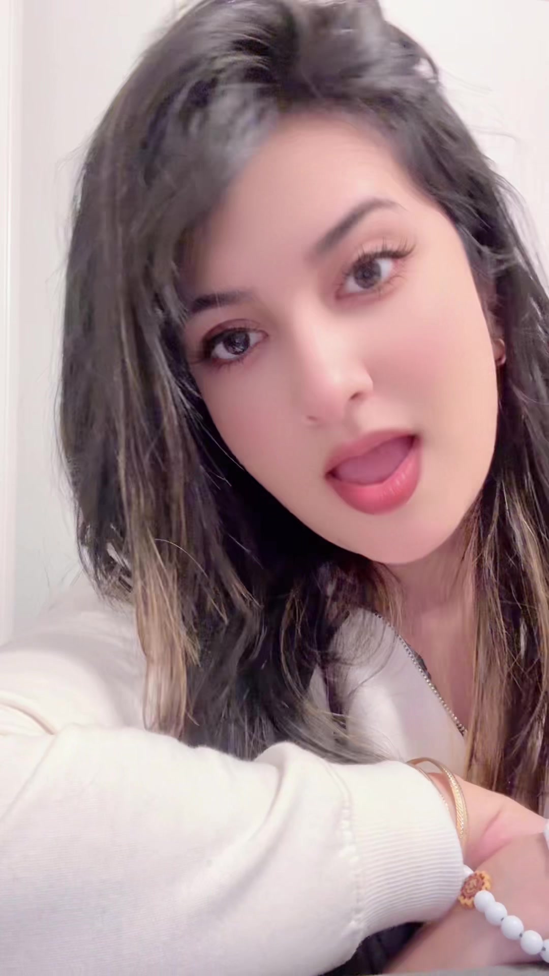 @shinee_shainaa
