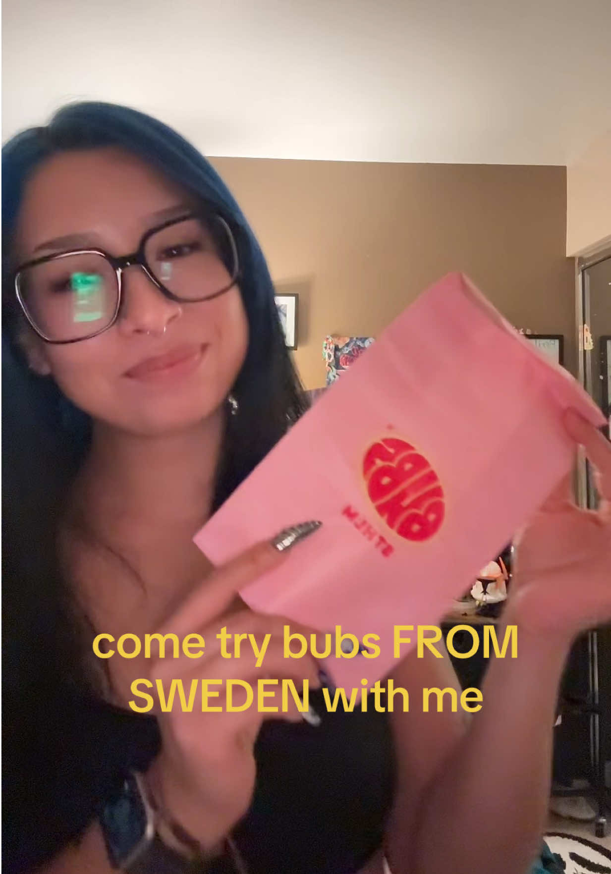 @lilmila