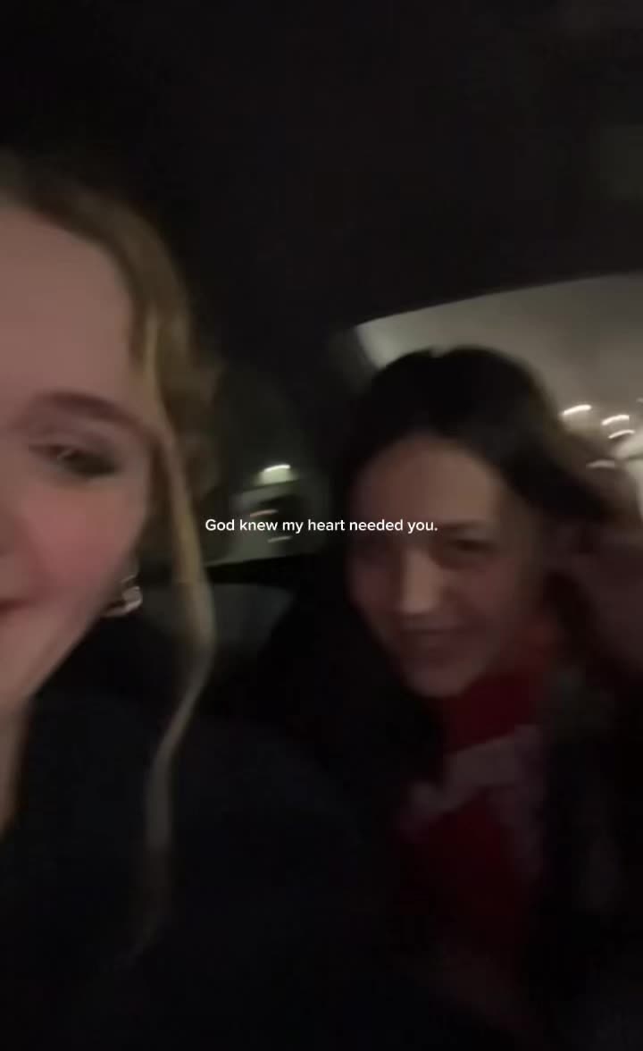 @Erika🖤