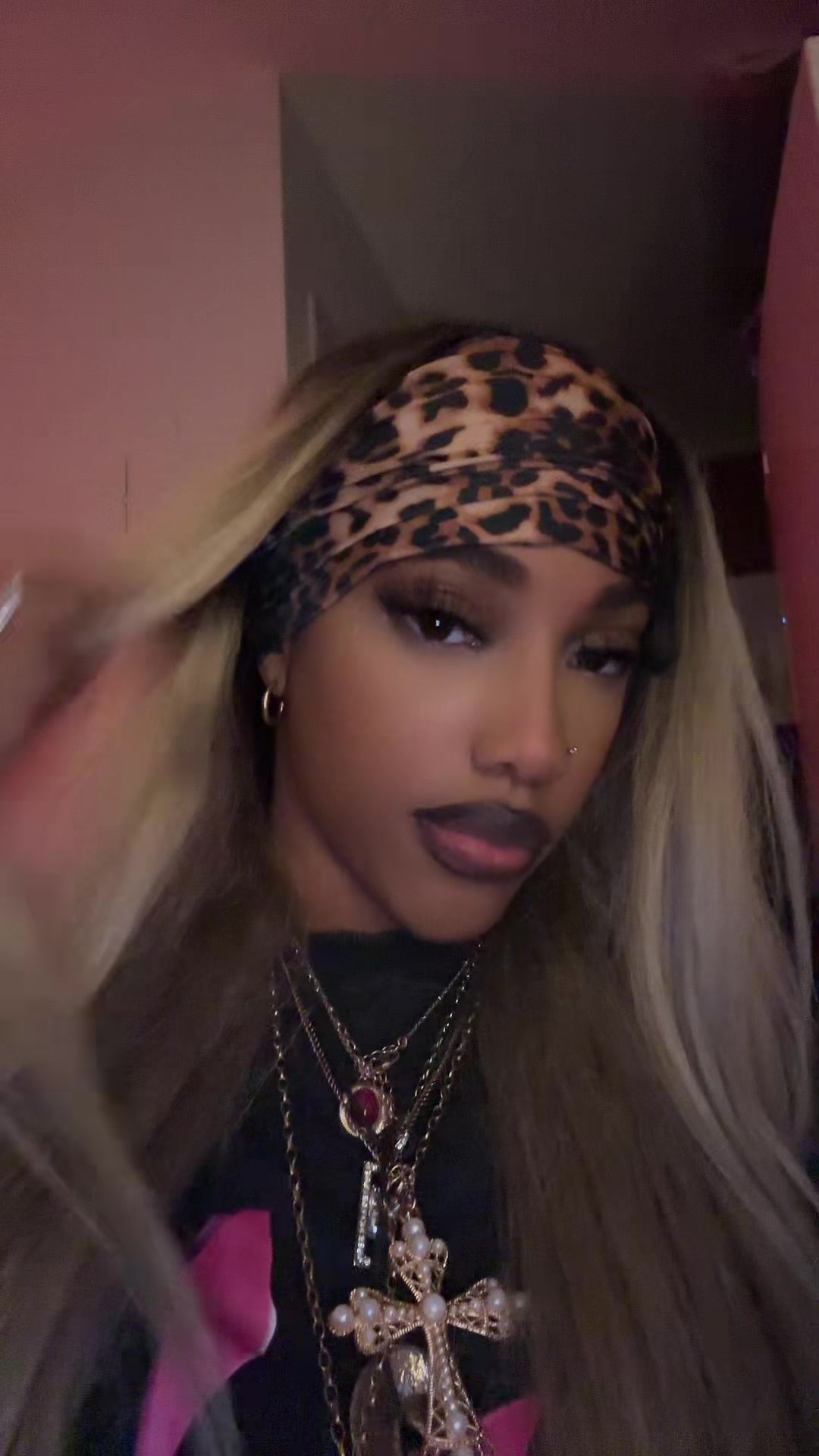 @emoHoodbarbie🤘🏾🖤💋