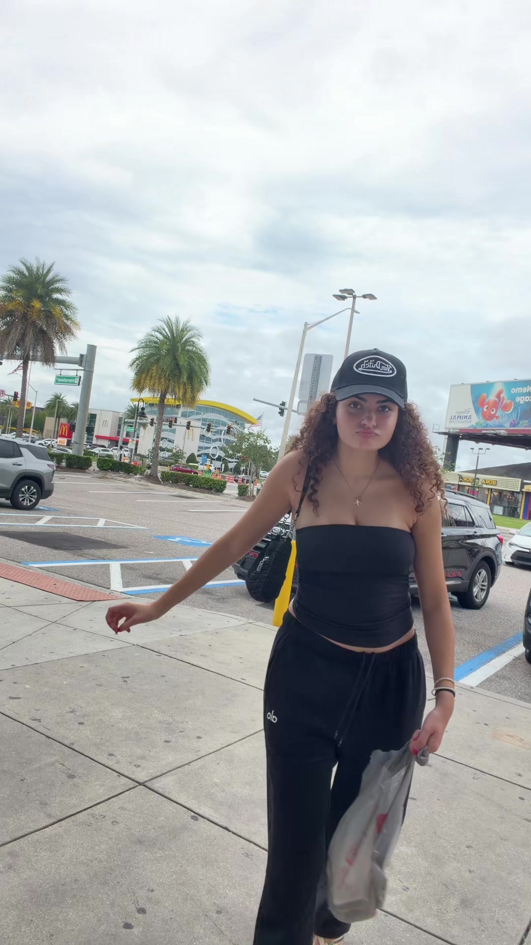 @ilovenutella021