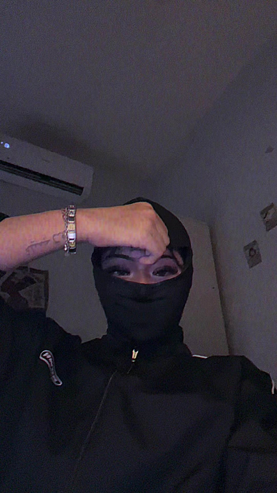 @𝓝anas 𝓐sem.