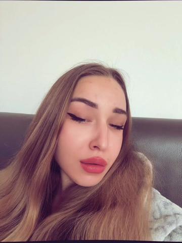 @Каролэйн