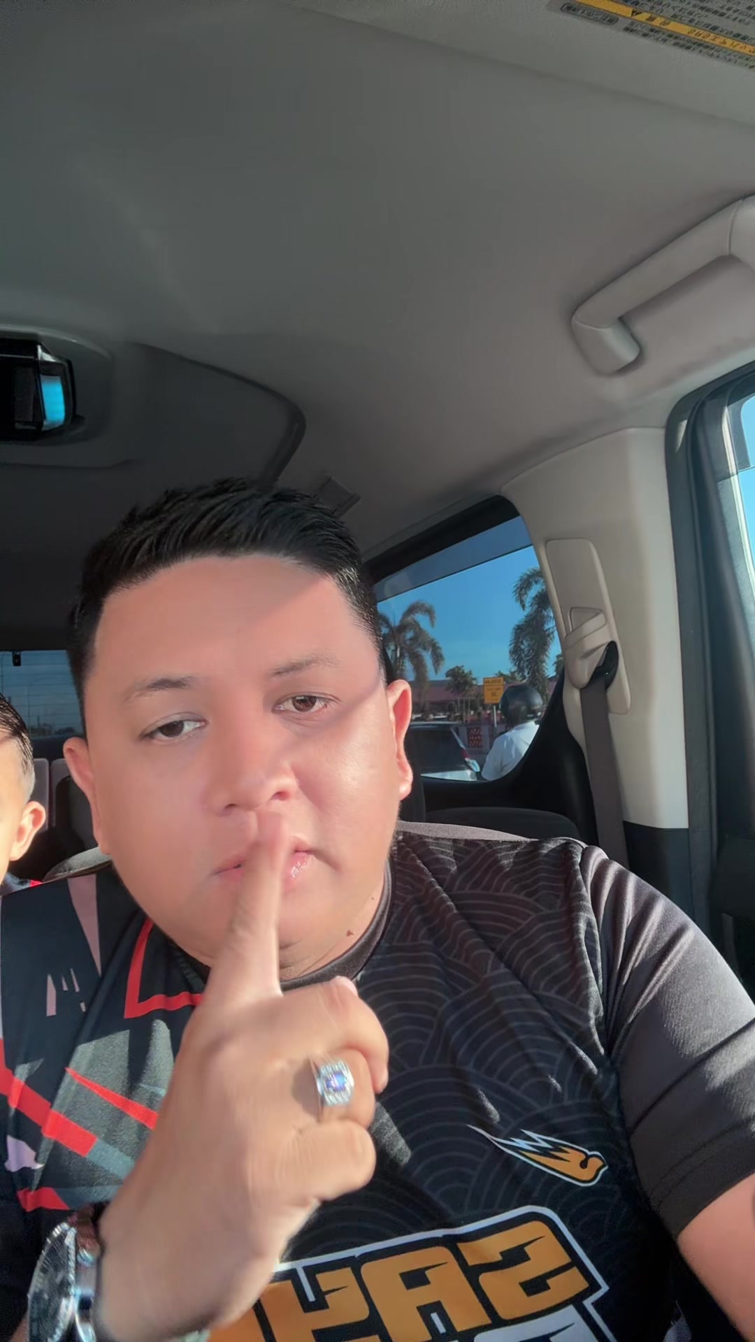 @AZIZI ABDULLAH