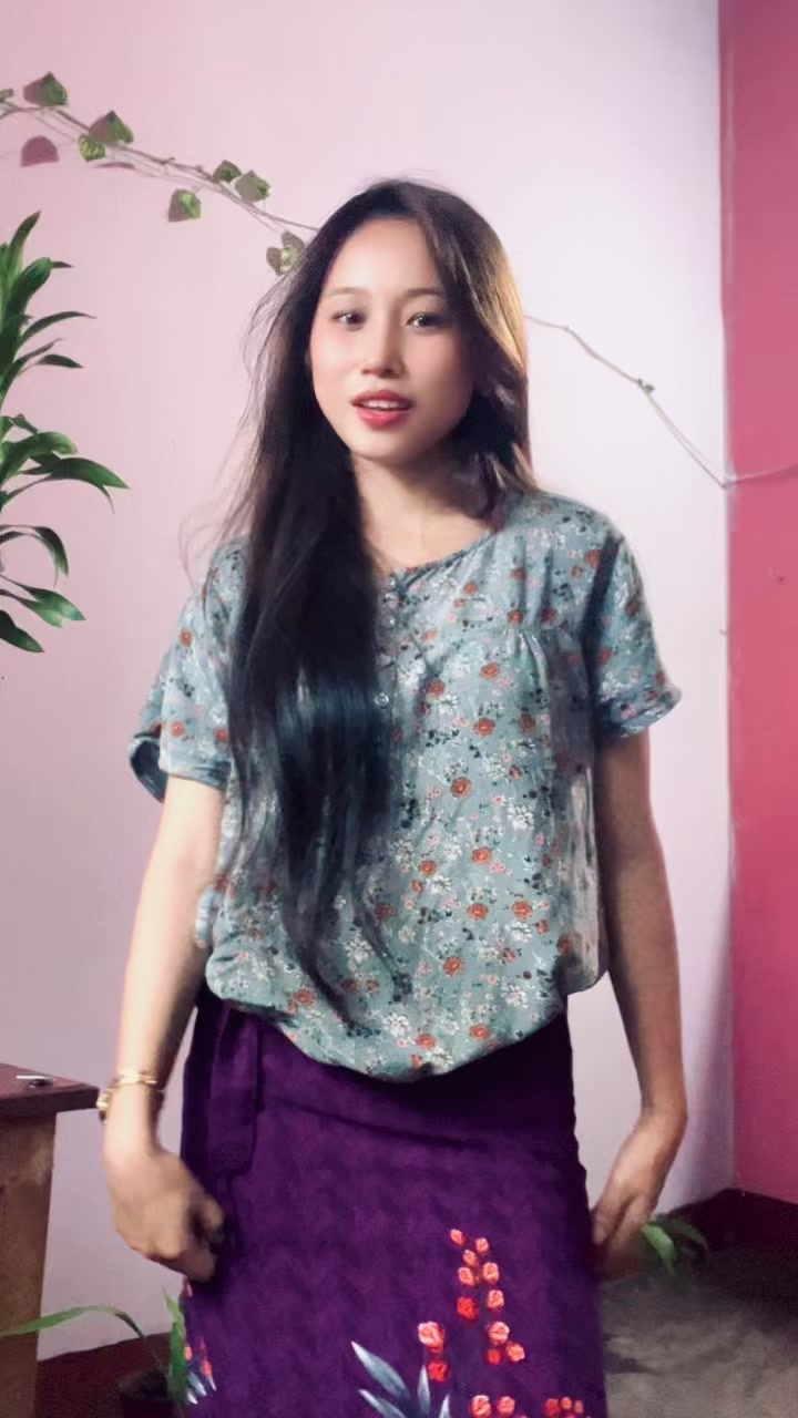 @Aayushapari🤪