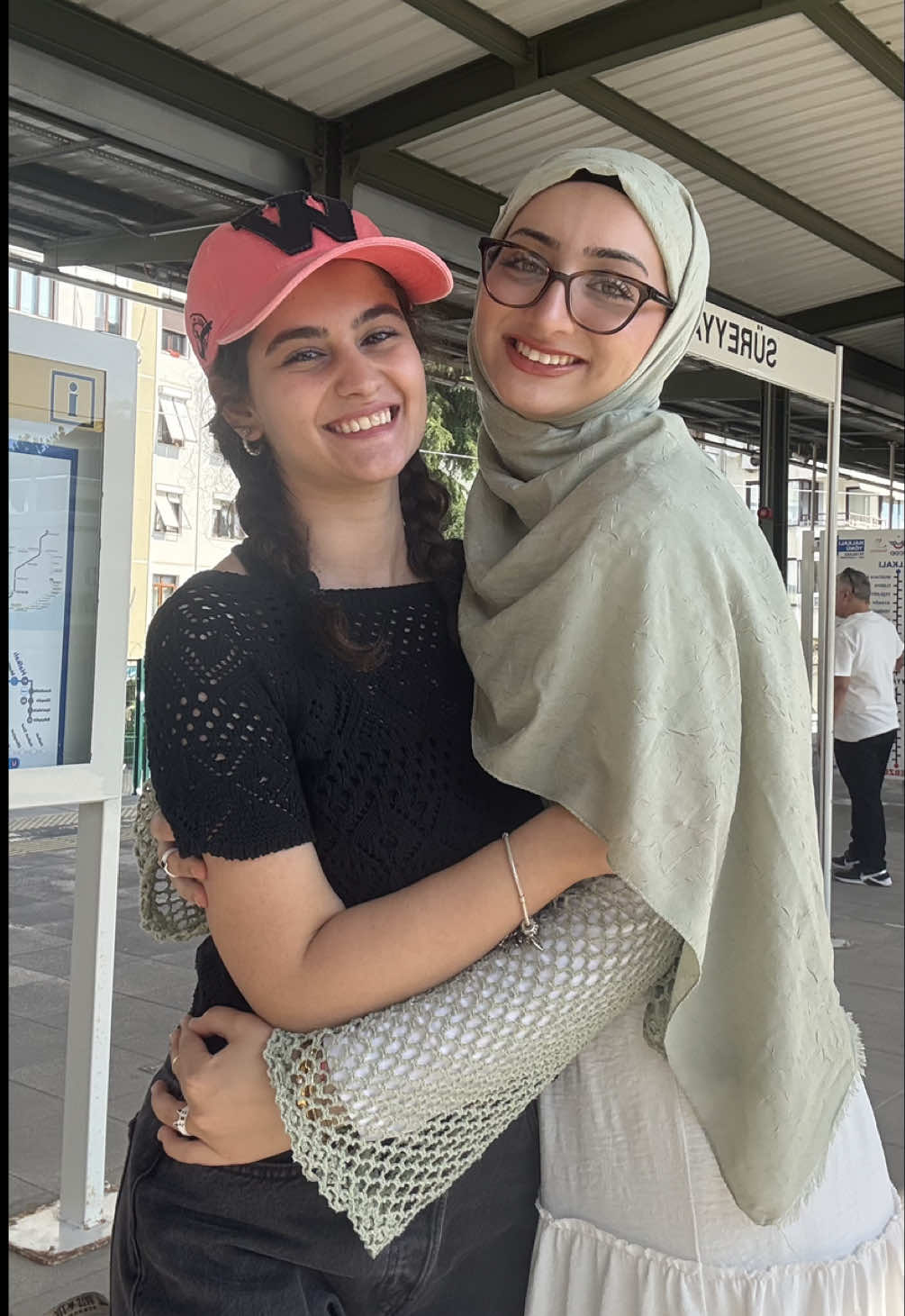 @nisaa_190777