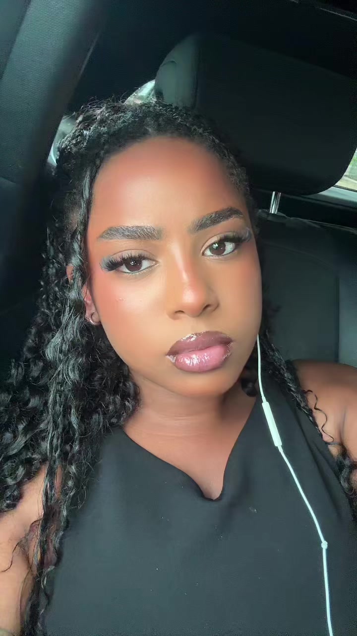 @Lia | D1 Student 🦷🧚🏾&zwj;♀️