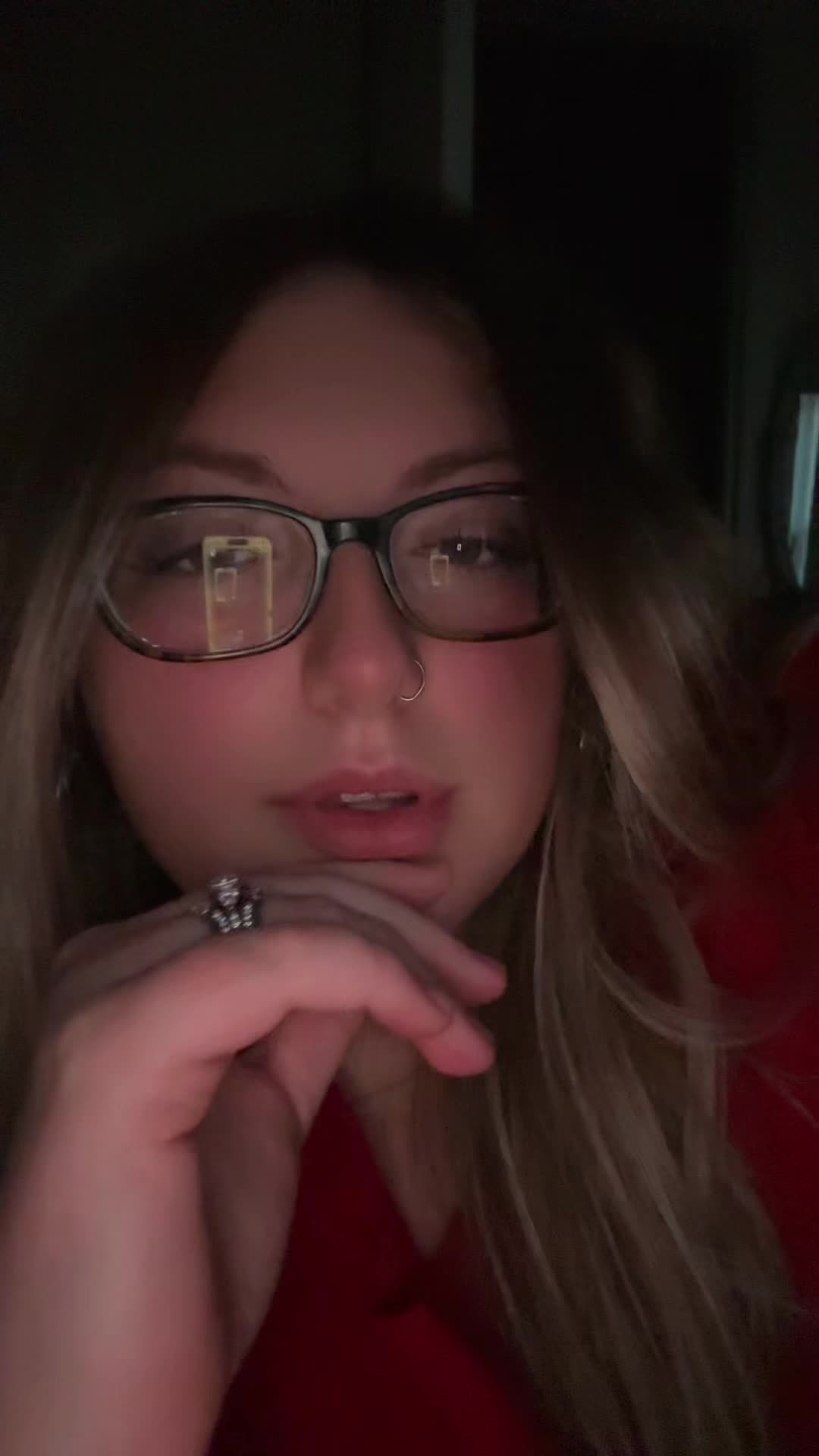@mo